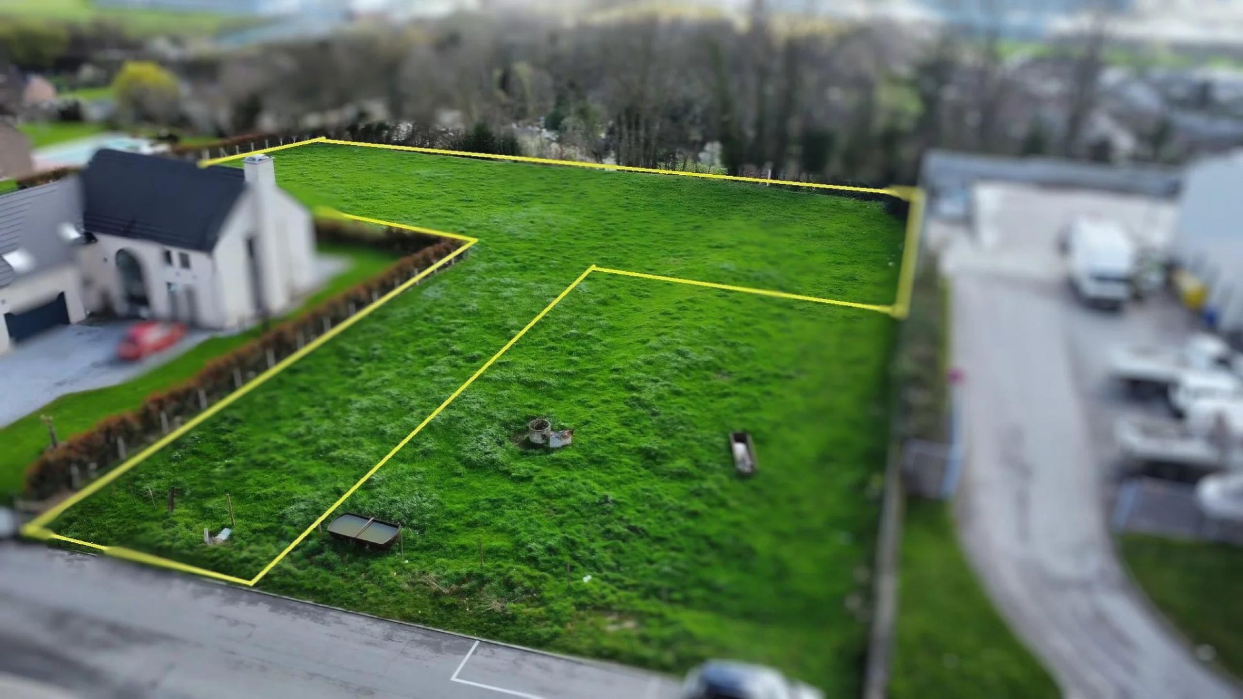 Parcelle de terrain de +/- 3602 m² divisible en 2