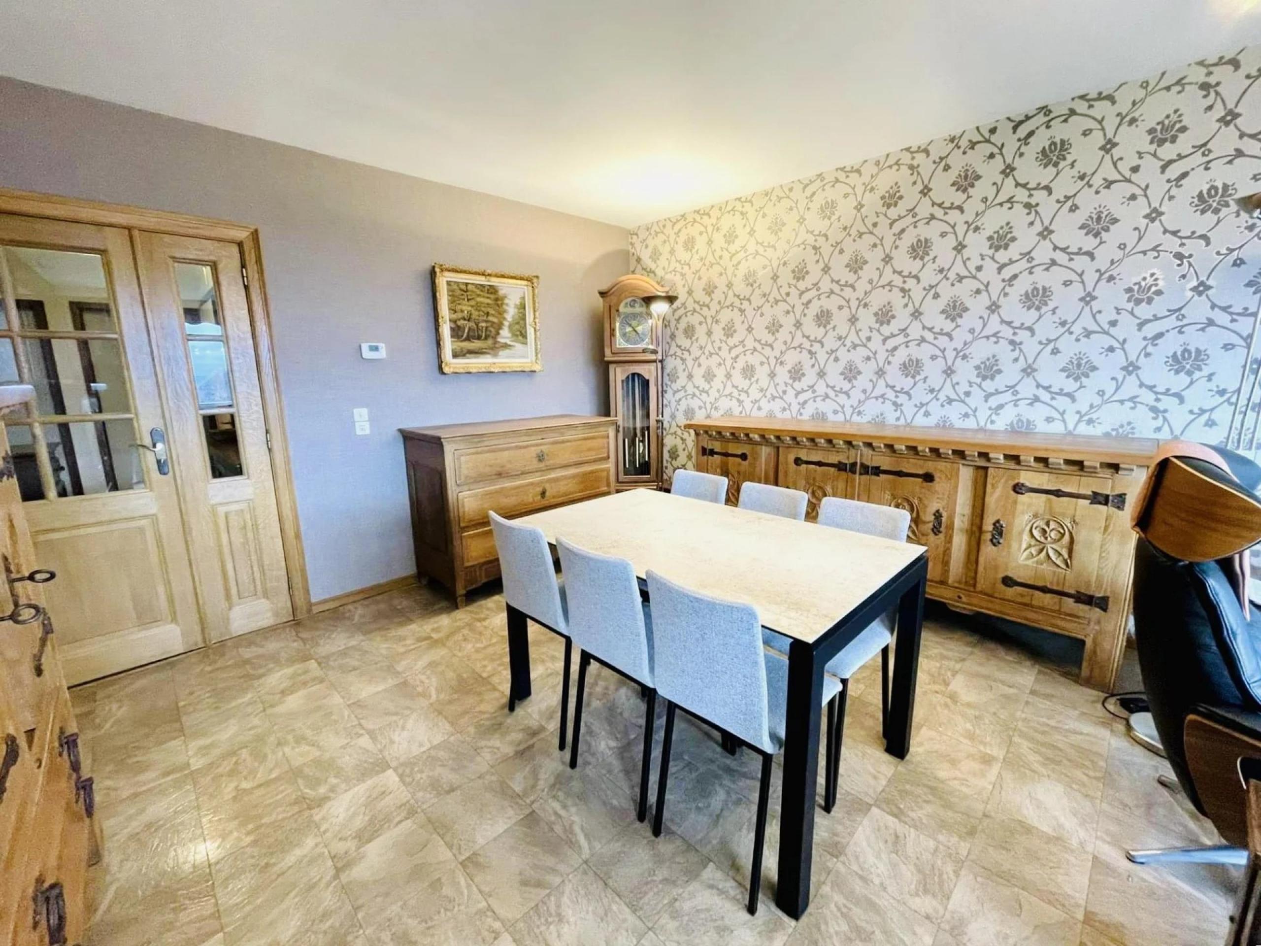 Vendu !  Bel appartement 2 chambres avec place de parking