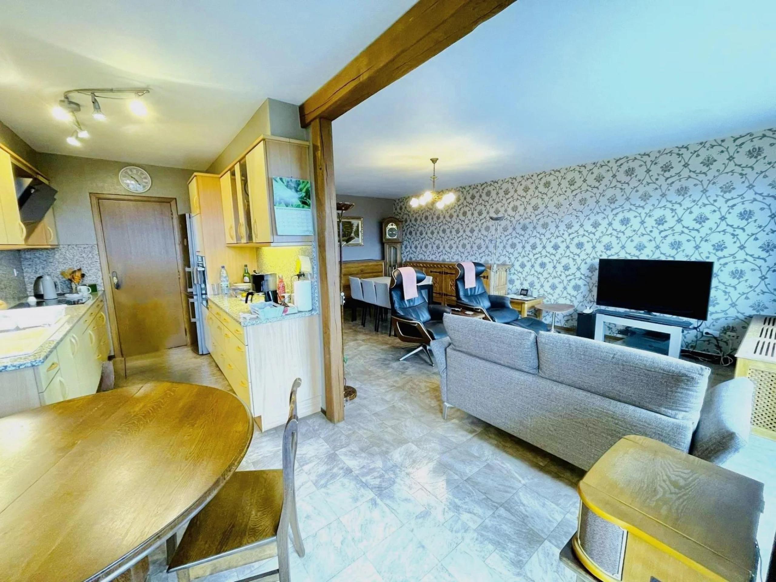 Vendu !  Bel appartement 2 chambres avec place de parking