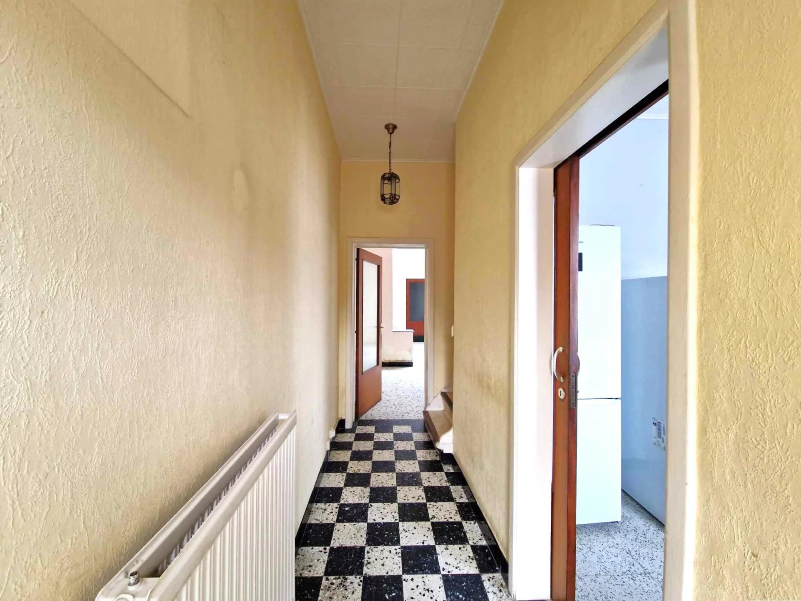 Option ! Maison mitoyenne 4 chambres, jardin et terrasse