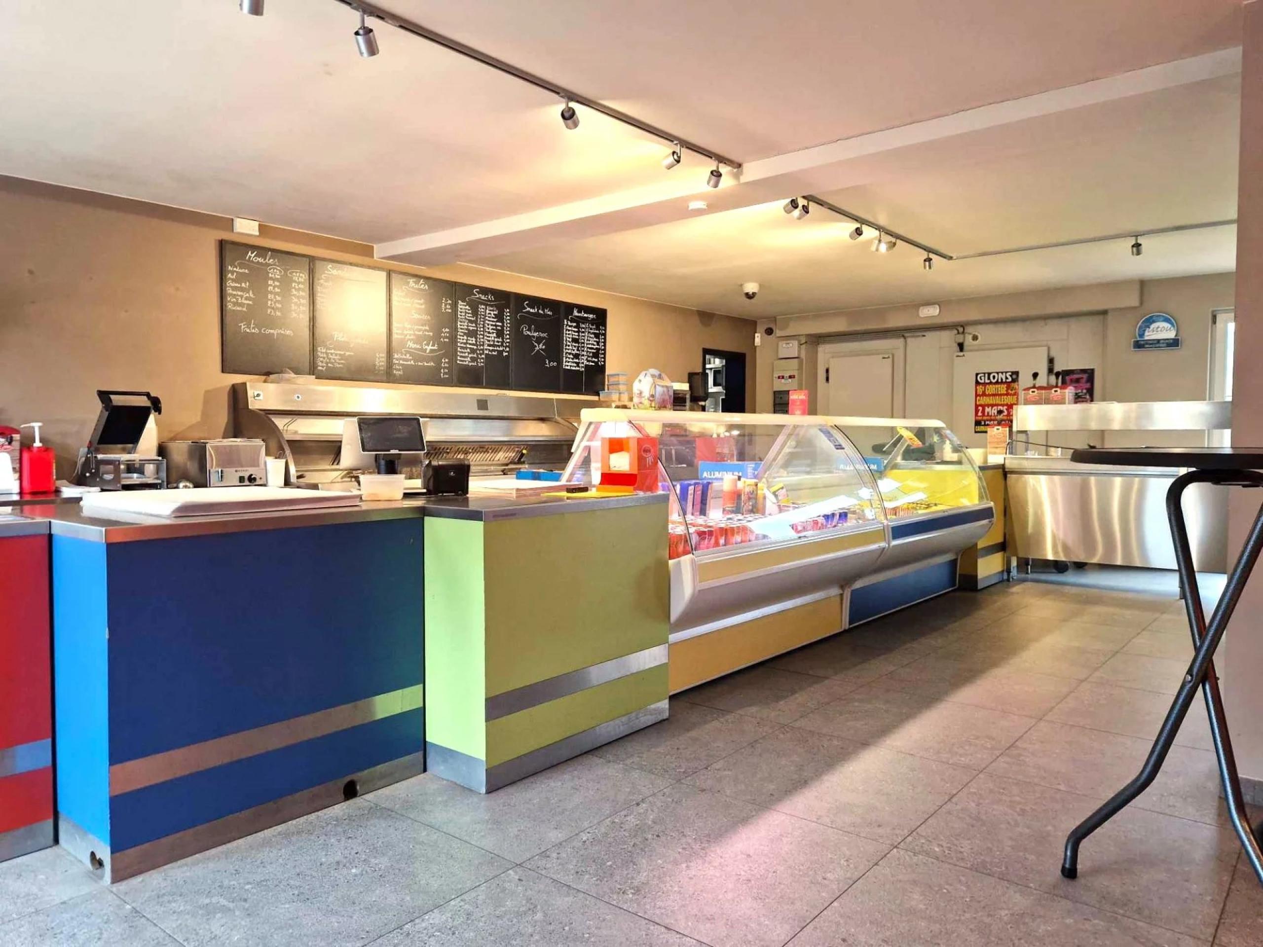 Espace commerciale, fonds de commerce (FRITERIE ET RESTAURANT)