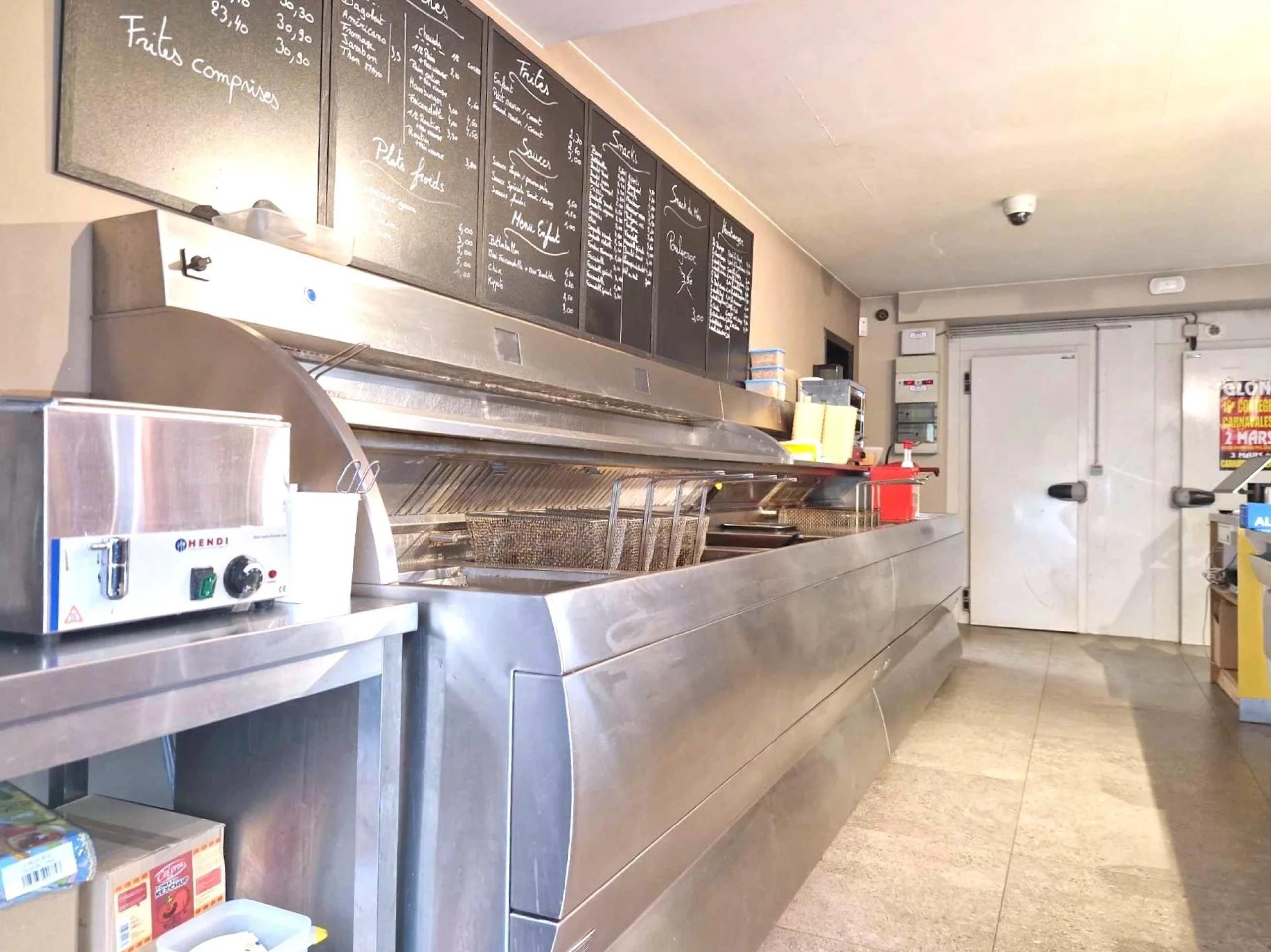 Espace commerciale, fonds de commerce (FRITERIE ET RESTAURANT)