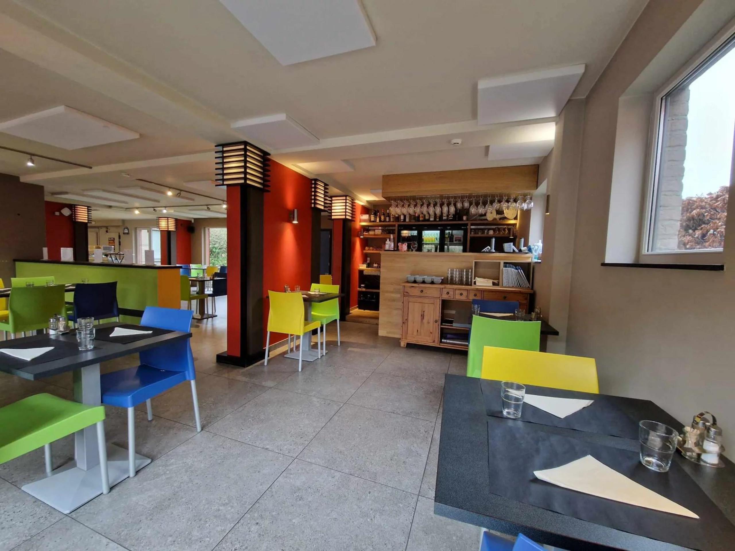 Espace commerciale, fonds de commerce (FRITERIE ET RESTAURANT)