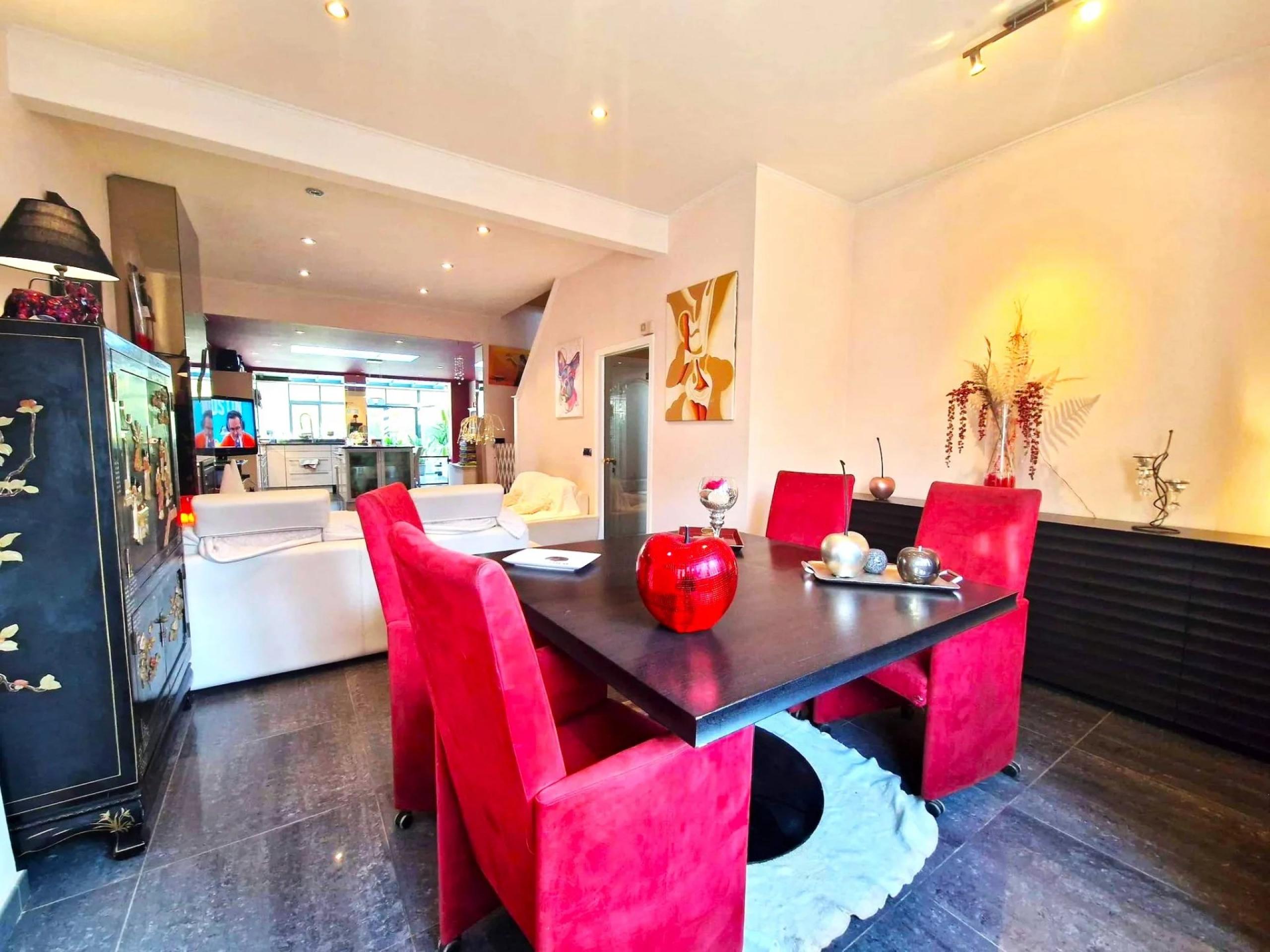 Maison  4 chambres, jardin, garage, parking
