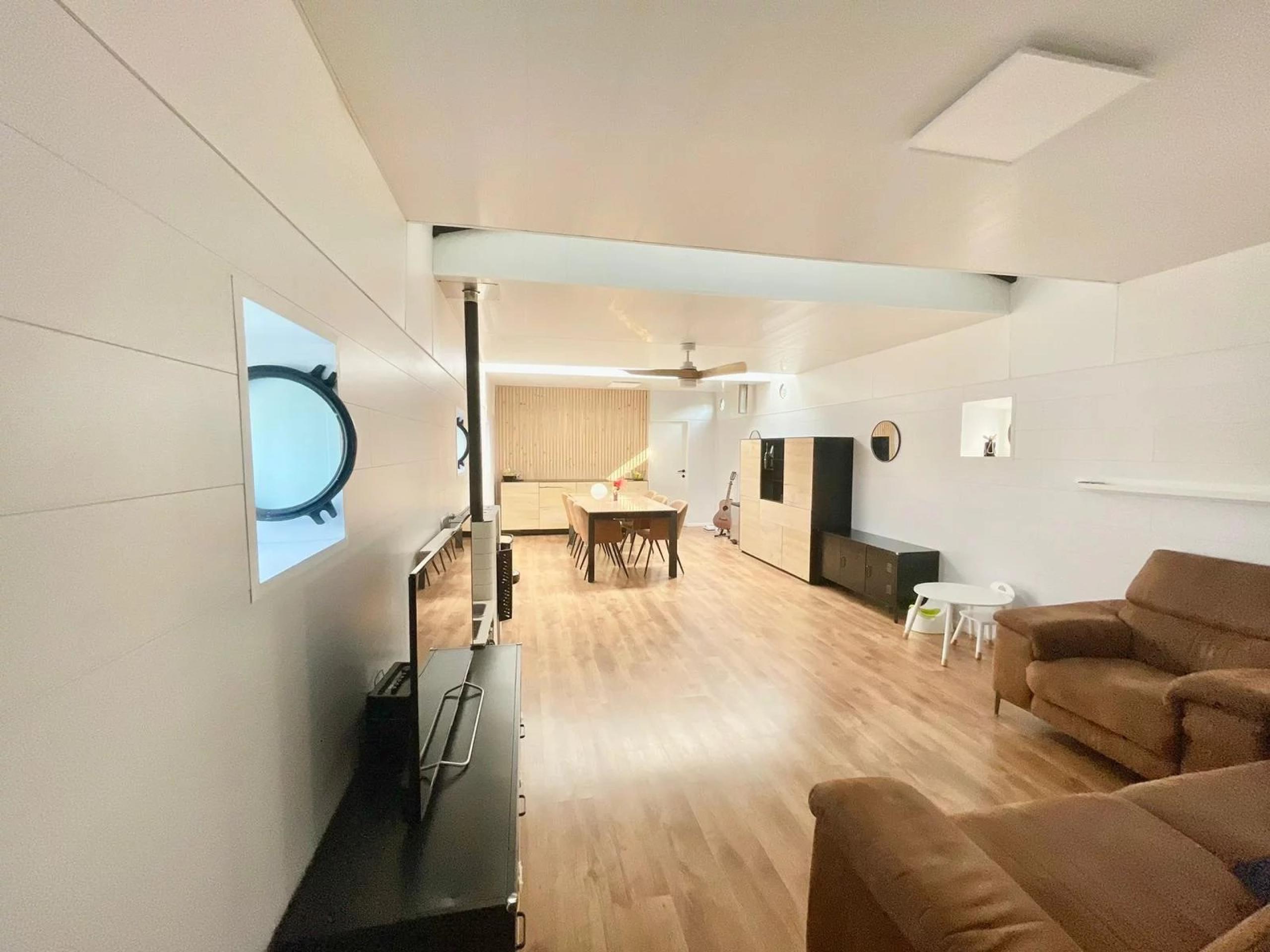 Option ! Bateau péniche logement 2 chambres