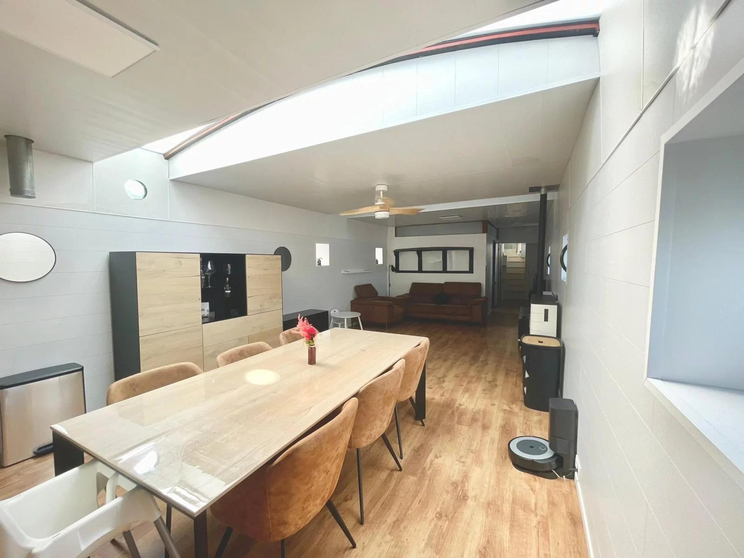 Option ! Bateau péniche logement 2 chambres