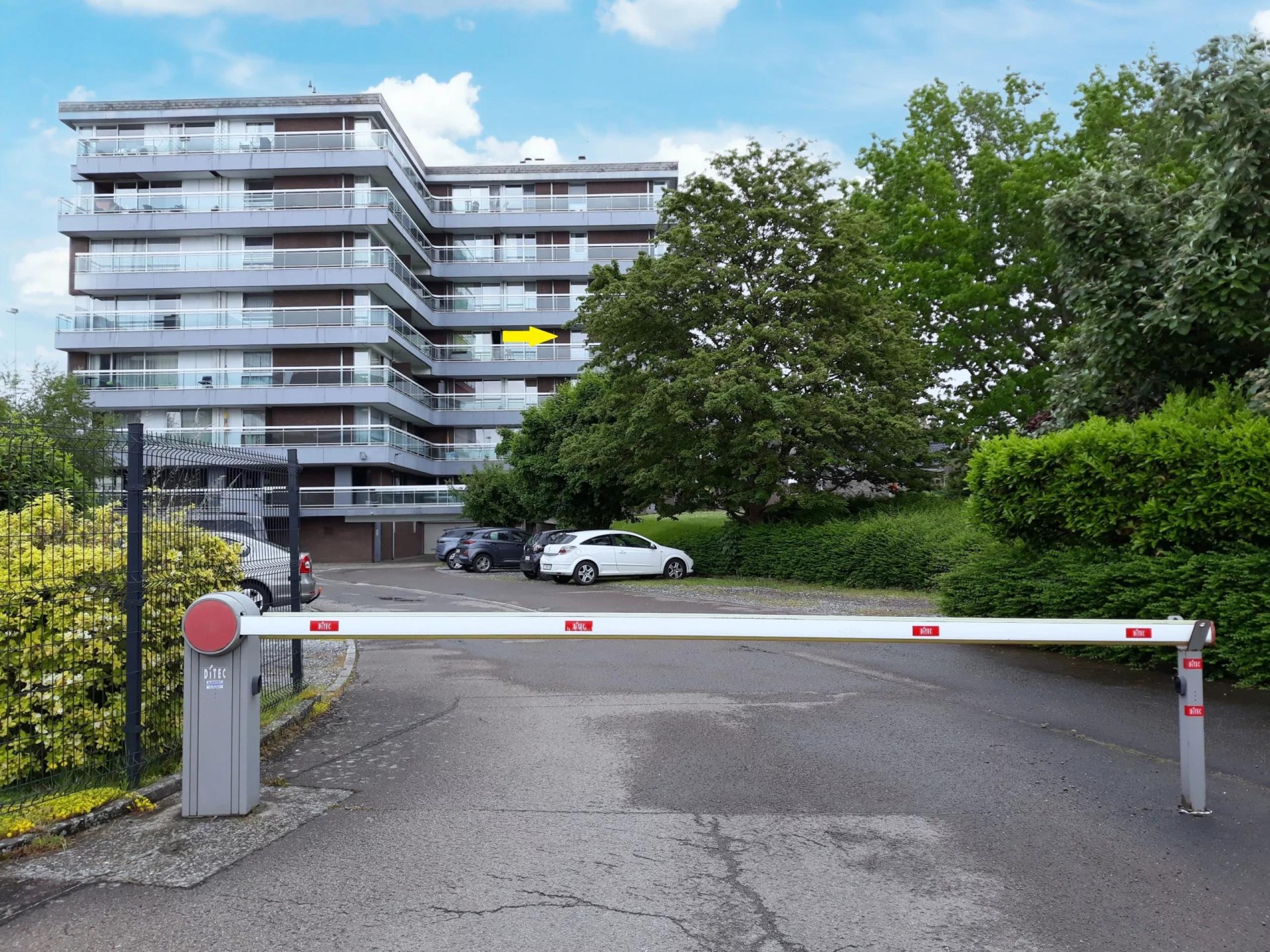Appartement 2 chambres avec terrasse et emplacement parking