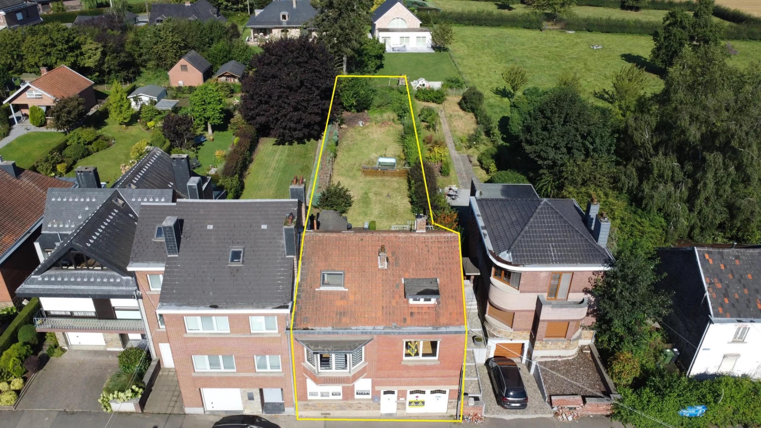 Vendu ! Immeuble 2 appartements, garage et jardin