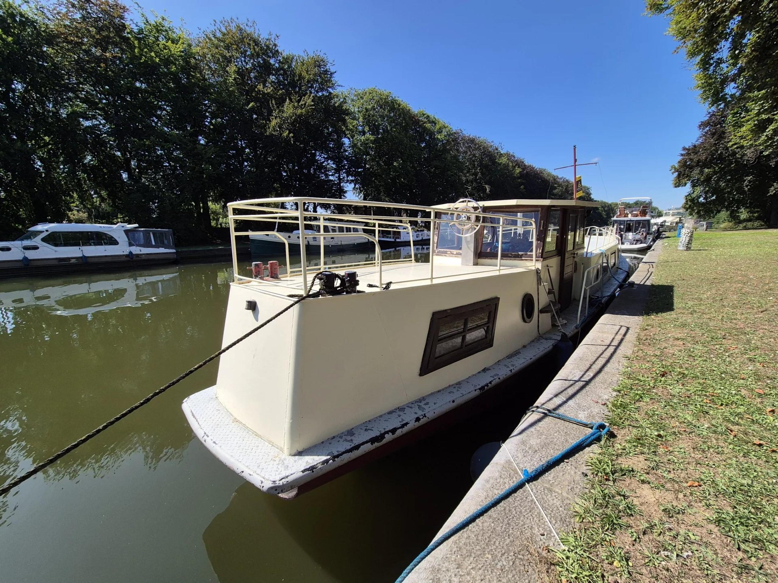 VENDU ! Bateau vedette Hollandaise