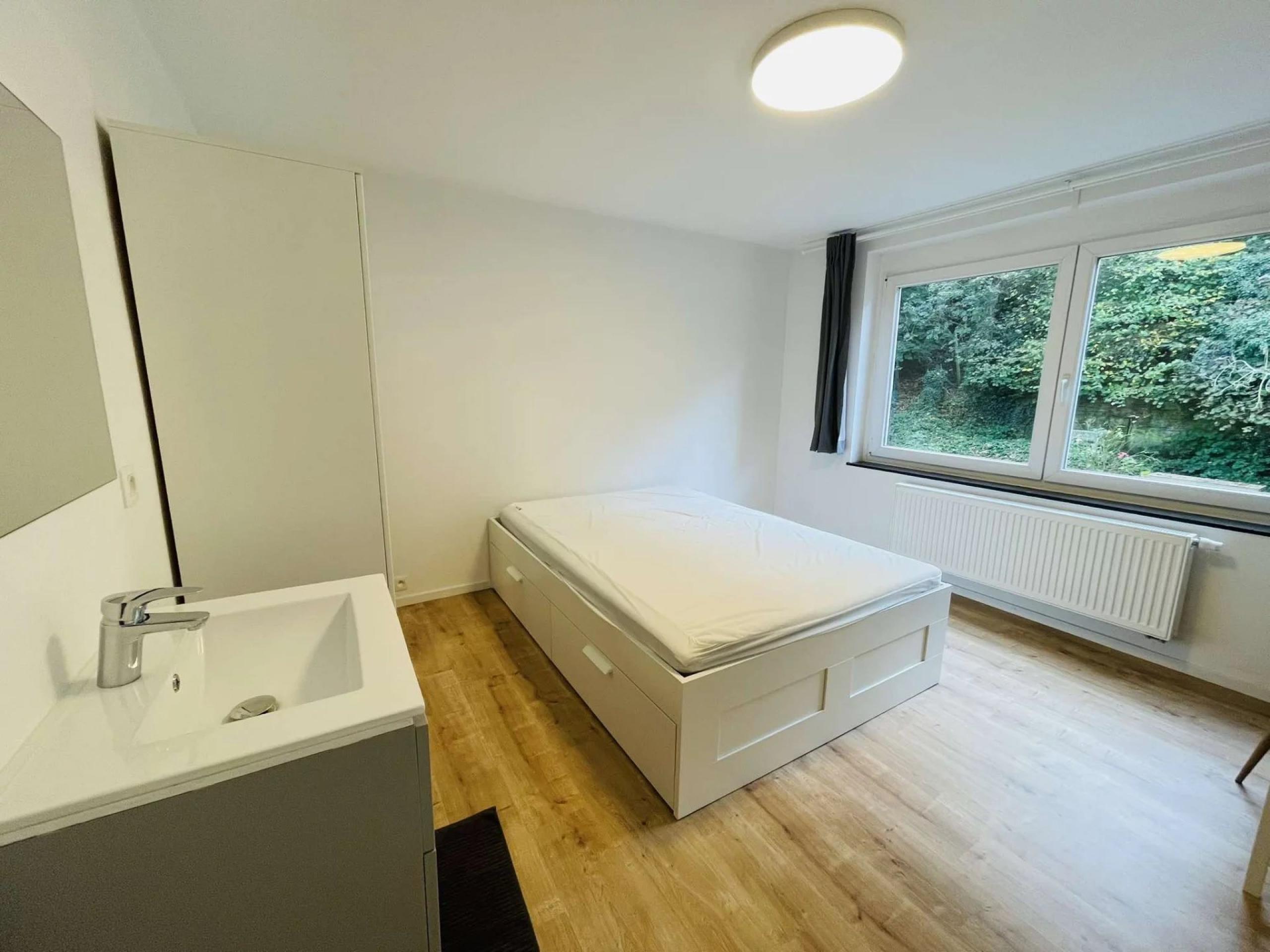 Loué ! Loué !Appartement 3 chambres avec balcon et cave