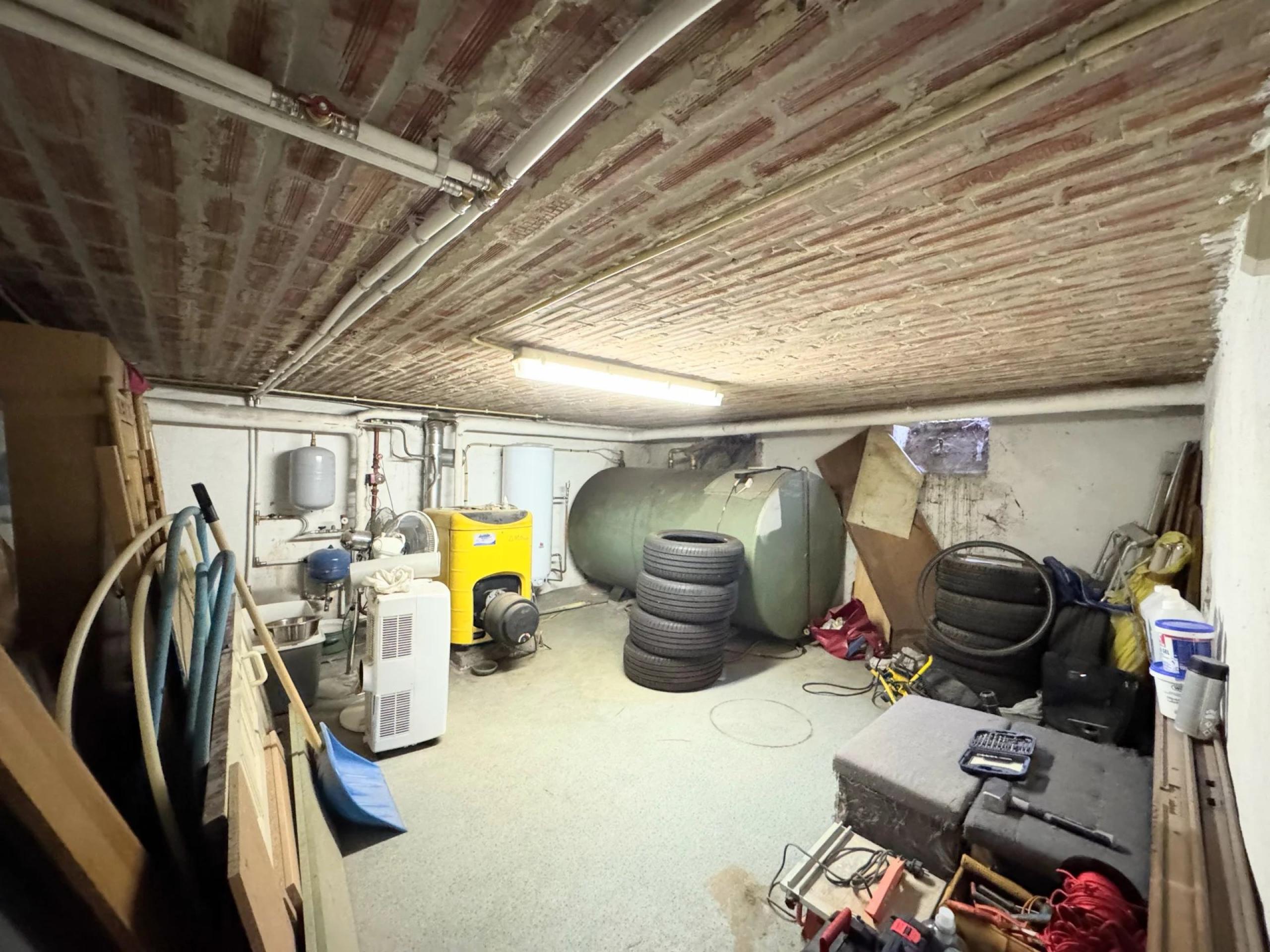 Vendu ! Maison 5 chambres avec un grand terrain