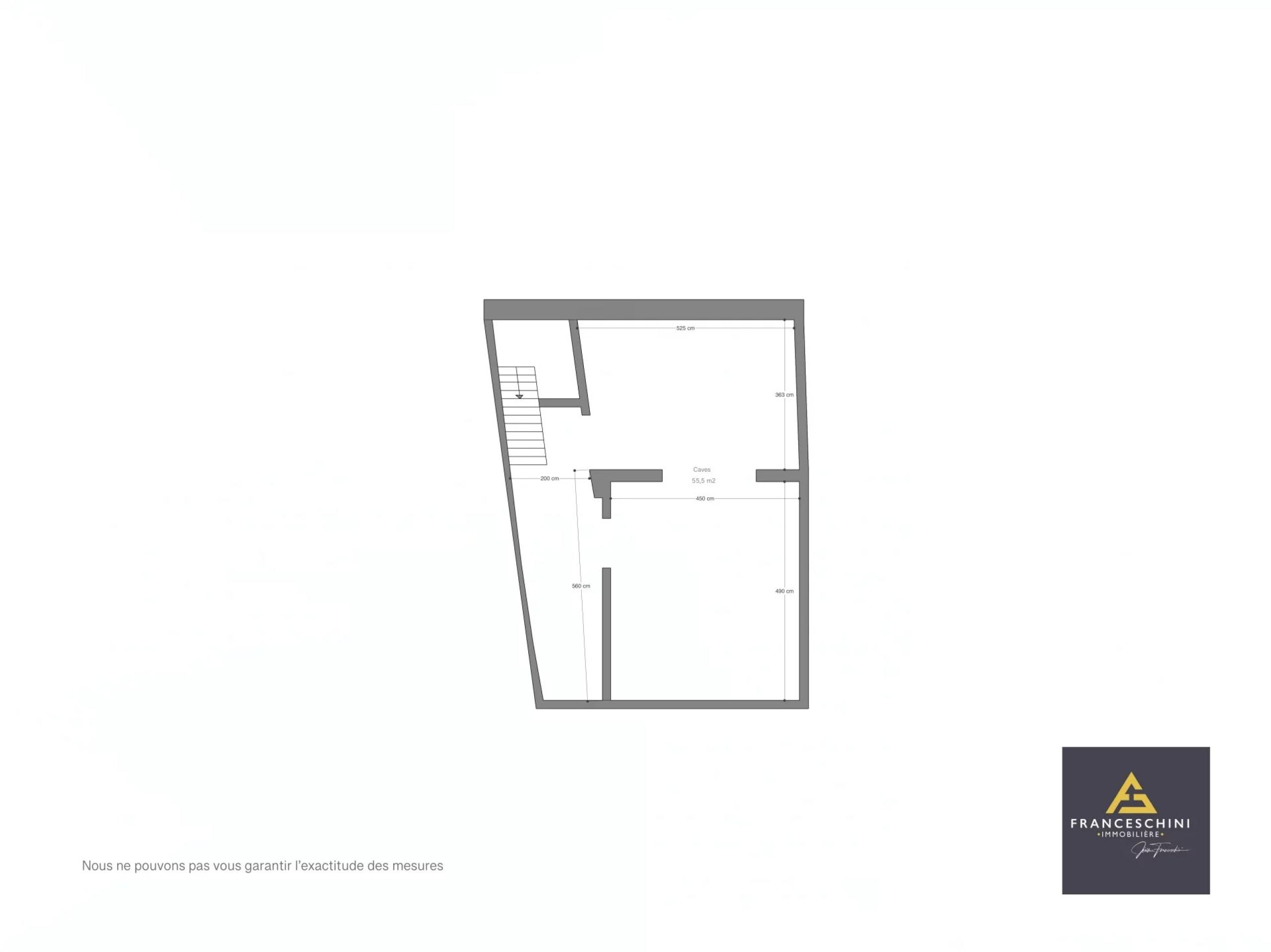 Vendu ! Maison 5 chambres avec un grand terrain