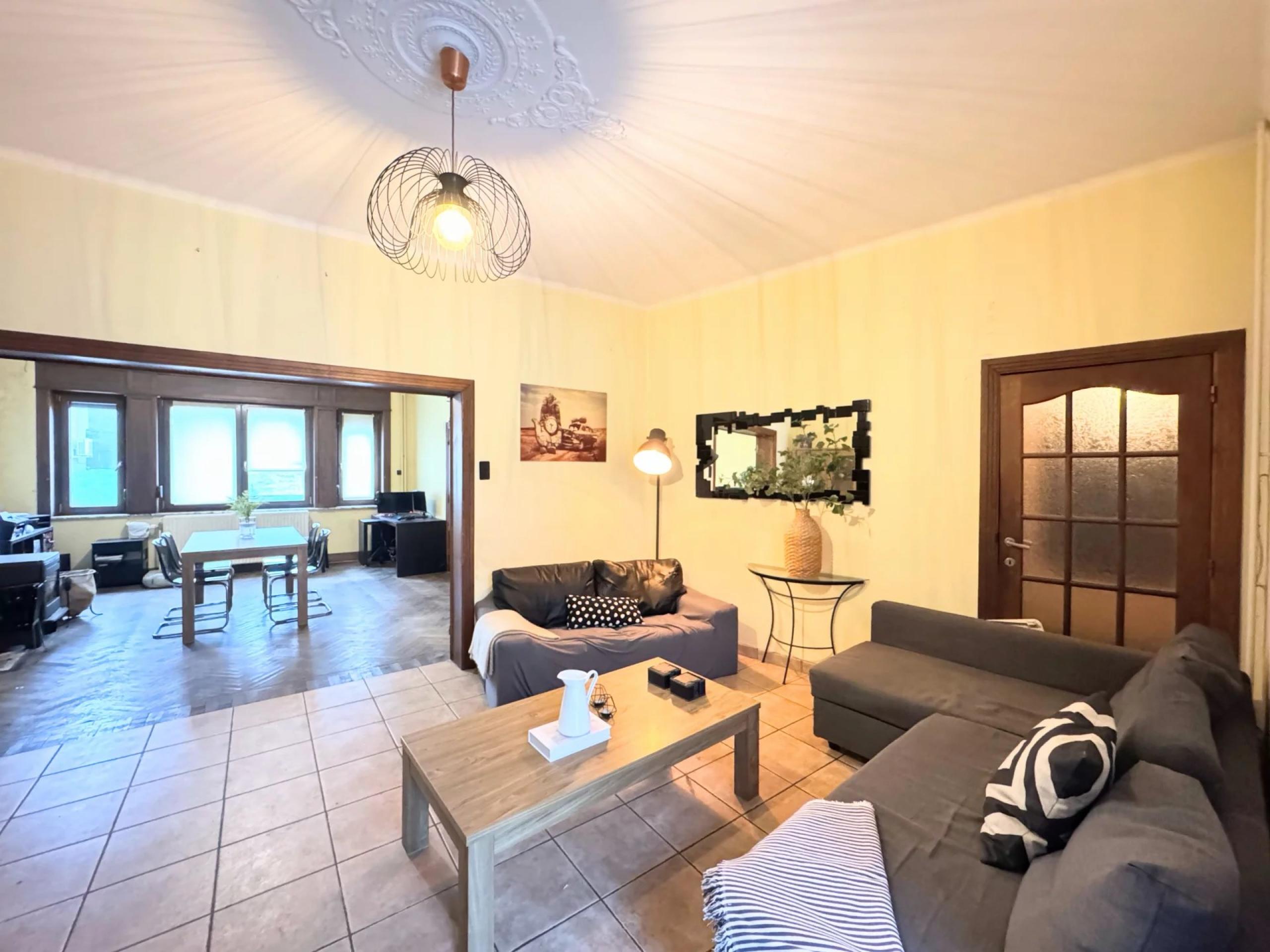 Vendu ! Maison 5 chambres avec un grand terrain