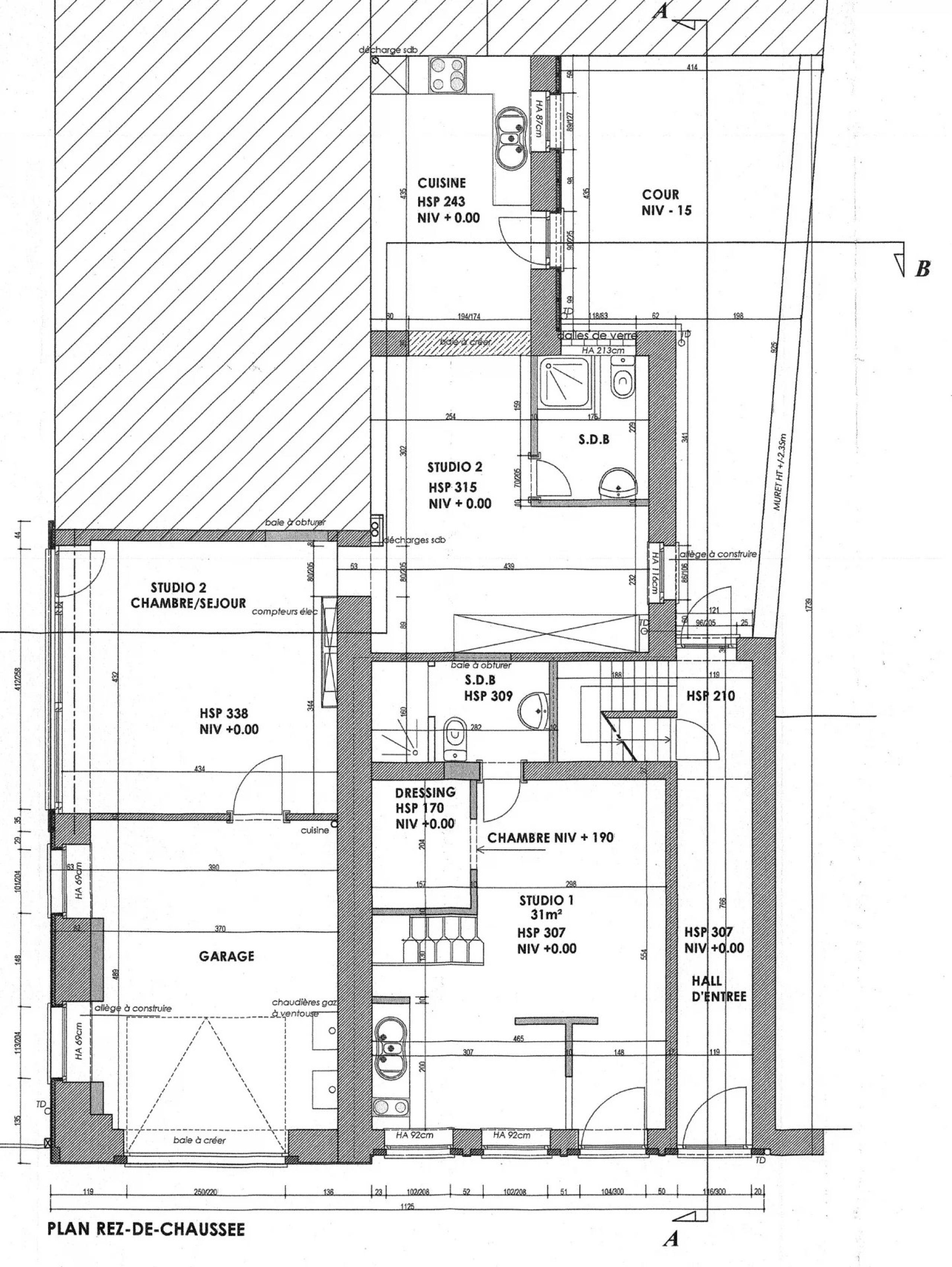 SPACIEUX PENTHOUSE + 2 LOGEMENTS