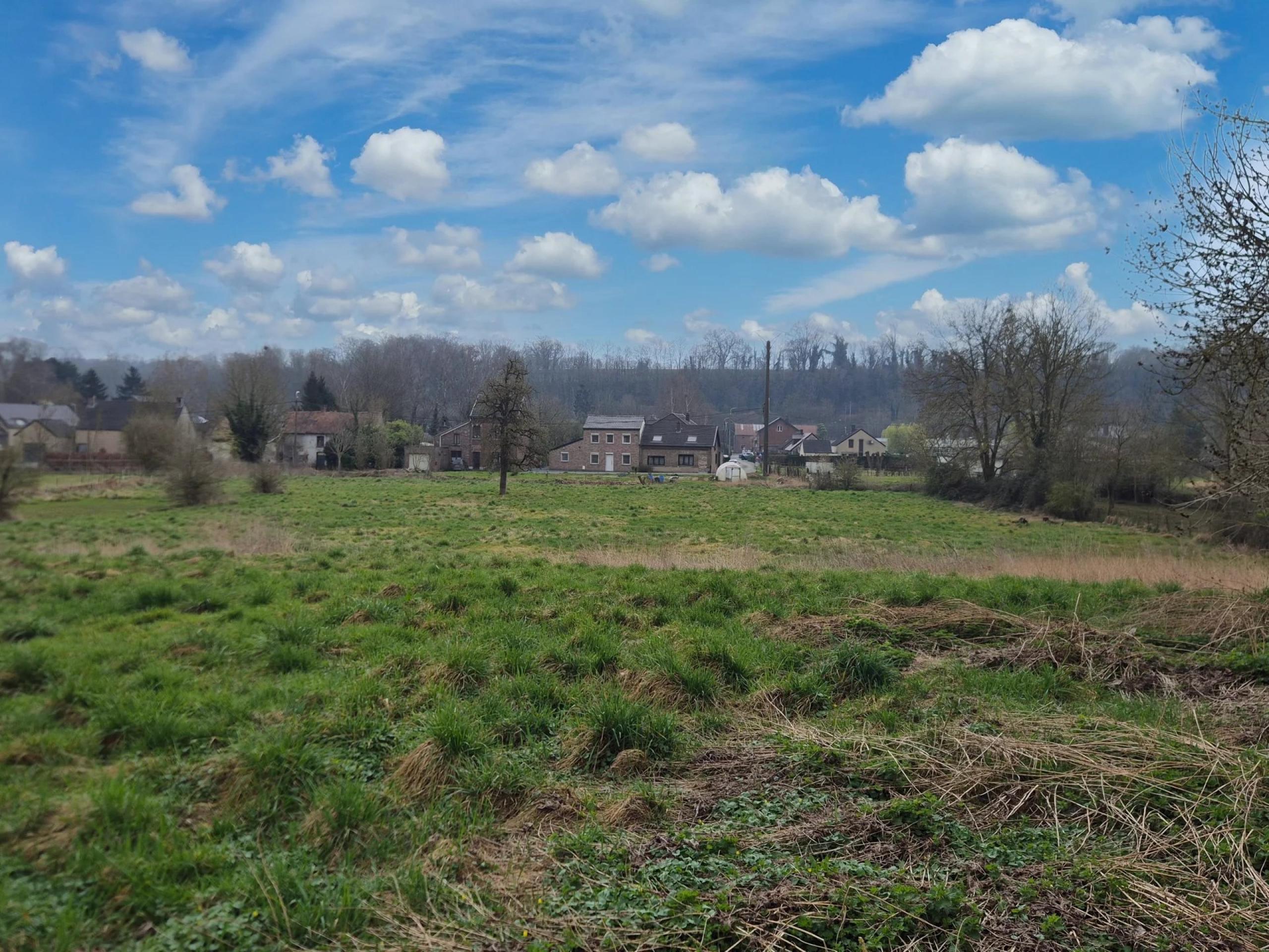 Belle parcelle de terrain plat d’environ 2670 m²