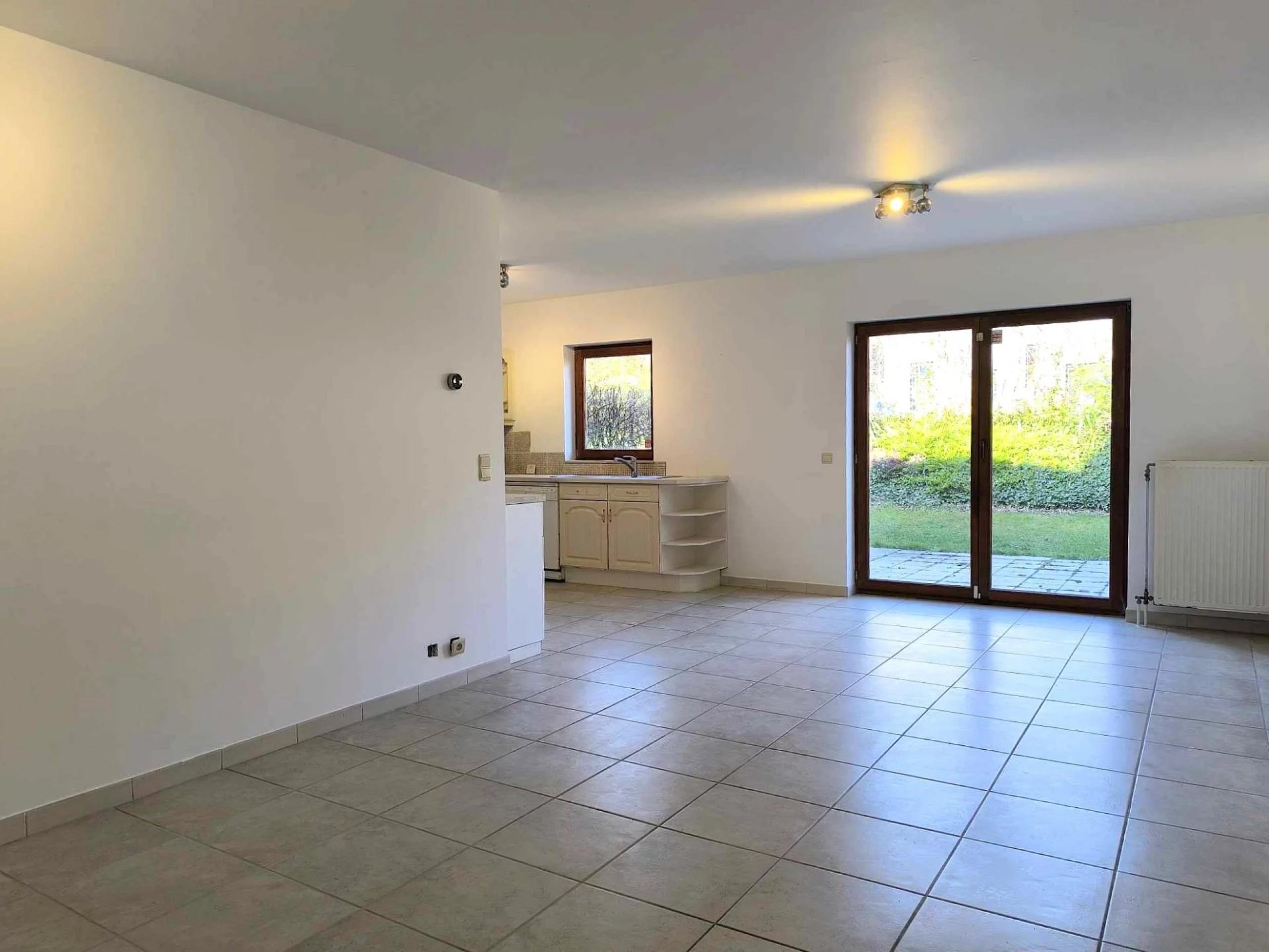 Vendu ! Maison 3 chambres, bureau/dressing et jardin