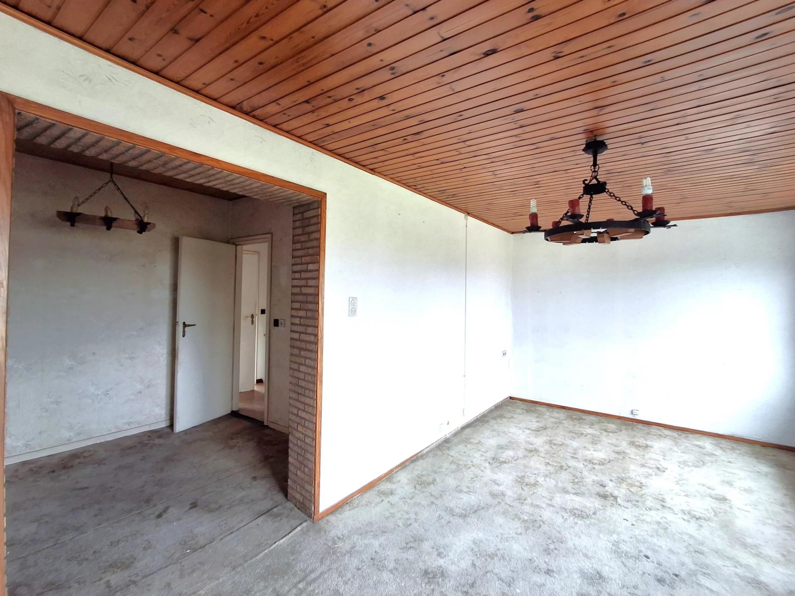 VENDU ! Maison bel-étage, 3 chambres, garage, jardin