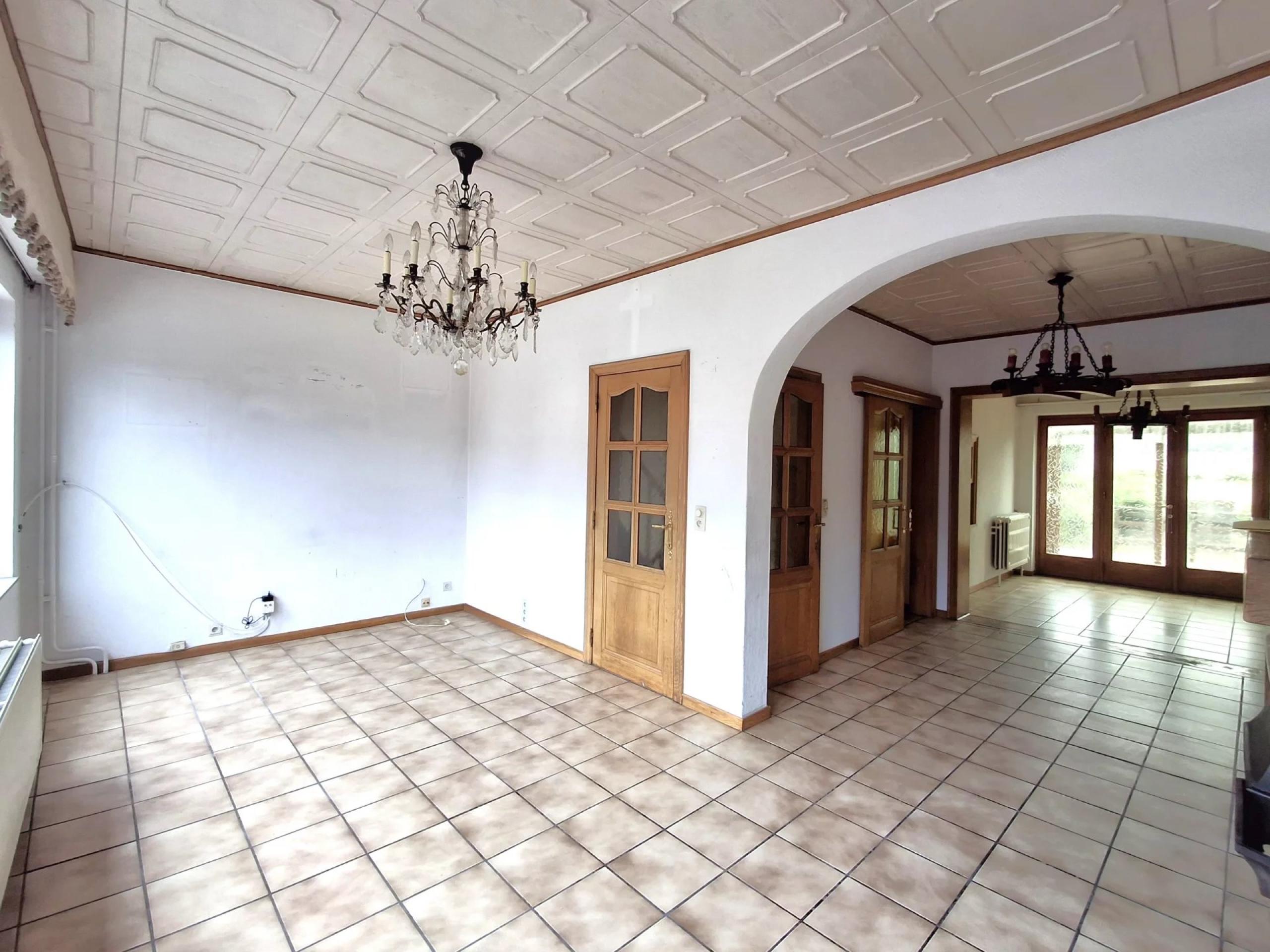 VENDU ! Maison bel-étage, 3 chambres, garage, jardin