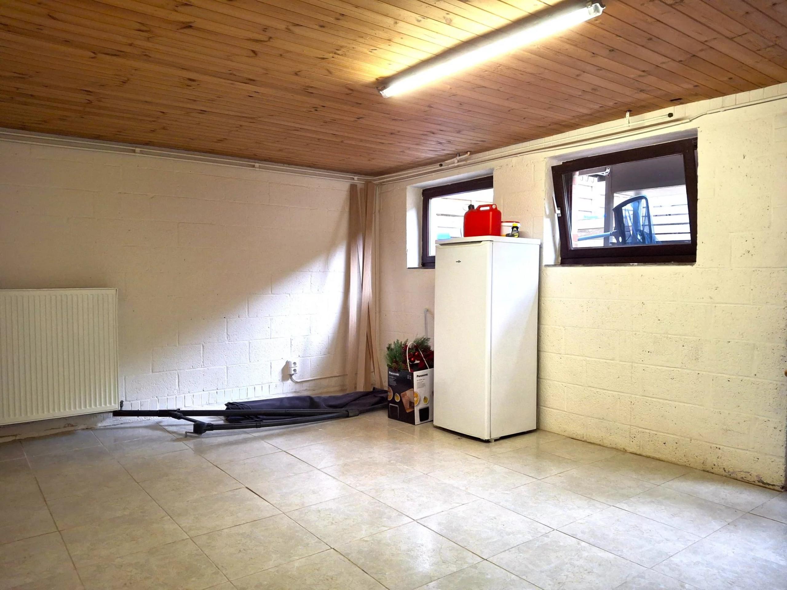 OPTION! Maison 3/4 chambres avec garage, jardin et piscine