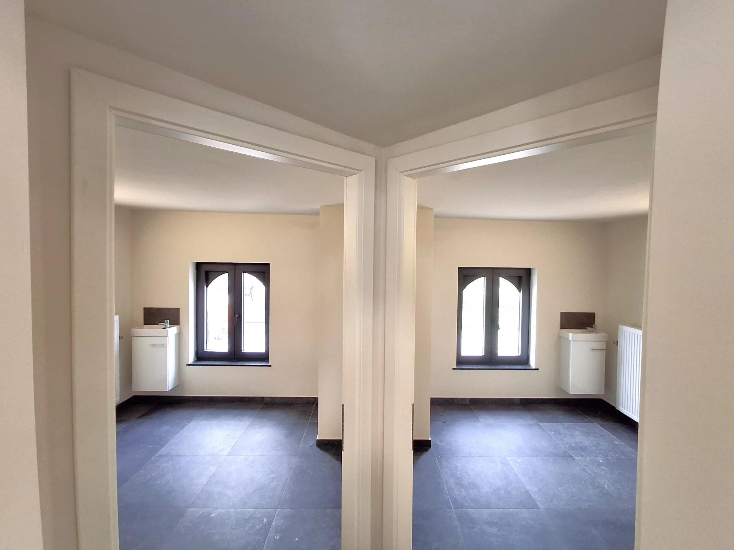 Espace professionnel de +/- 140 m² au centre de Hermée