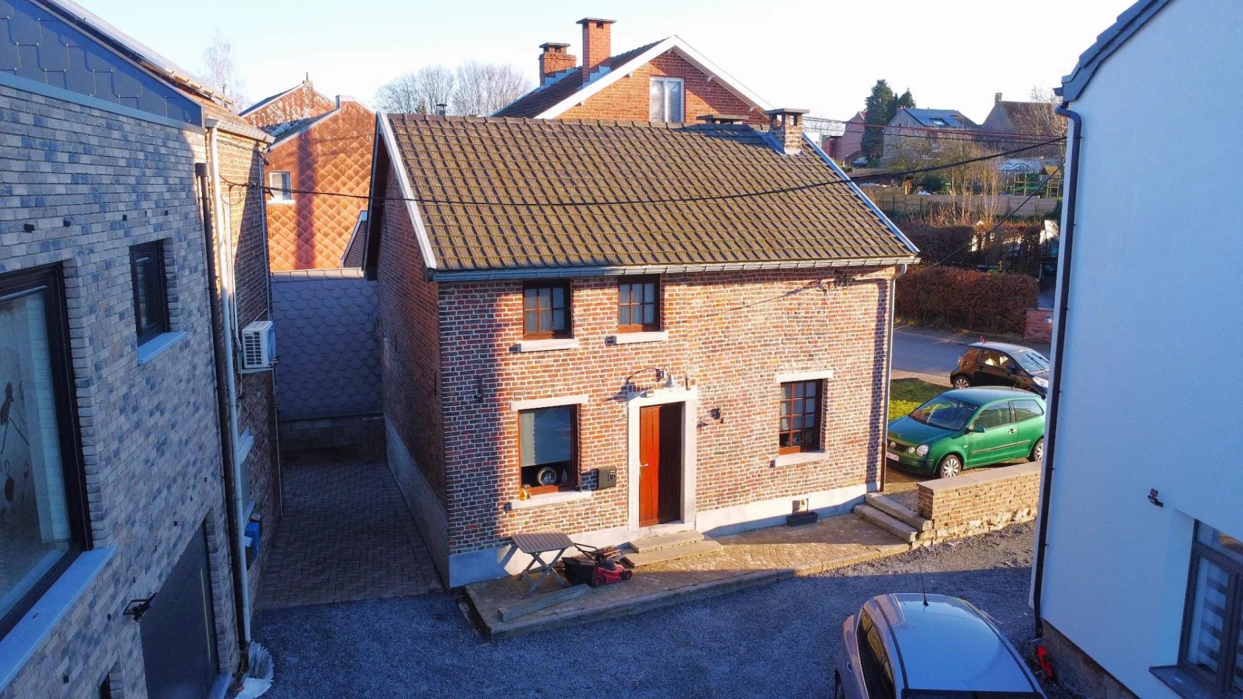 OPTION - GLONS - Maison 4 façades, 2 chambres, tout confort !!