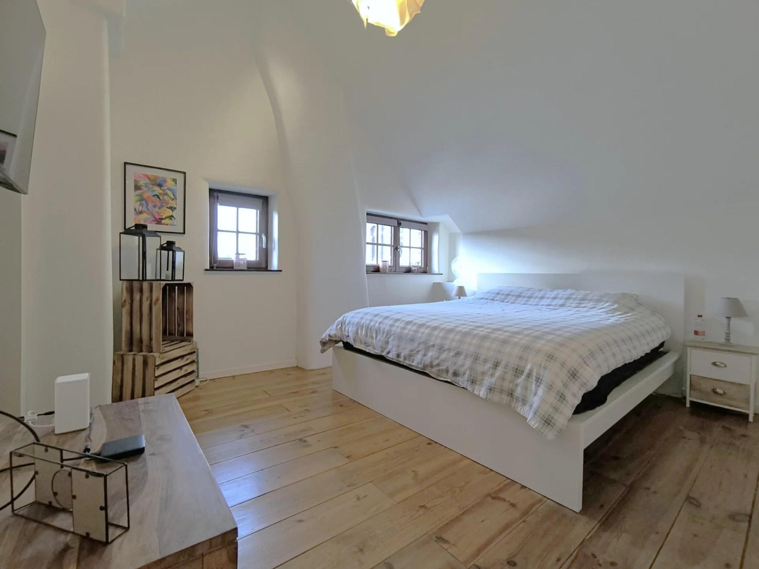 OPTION - GLONS - Maison 4 façades, 2 chambres, tout confort !!