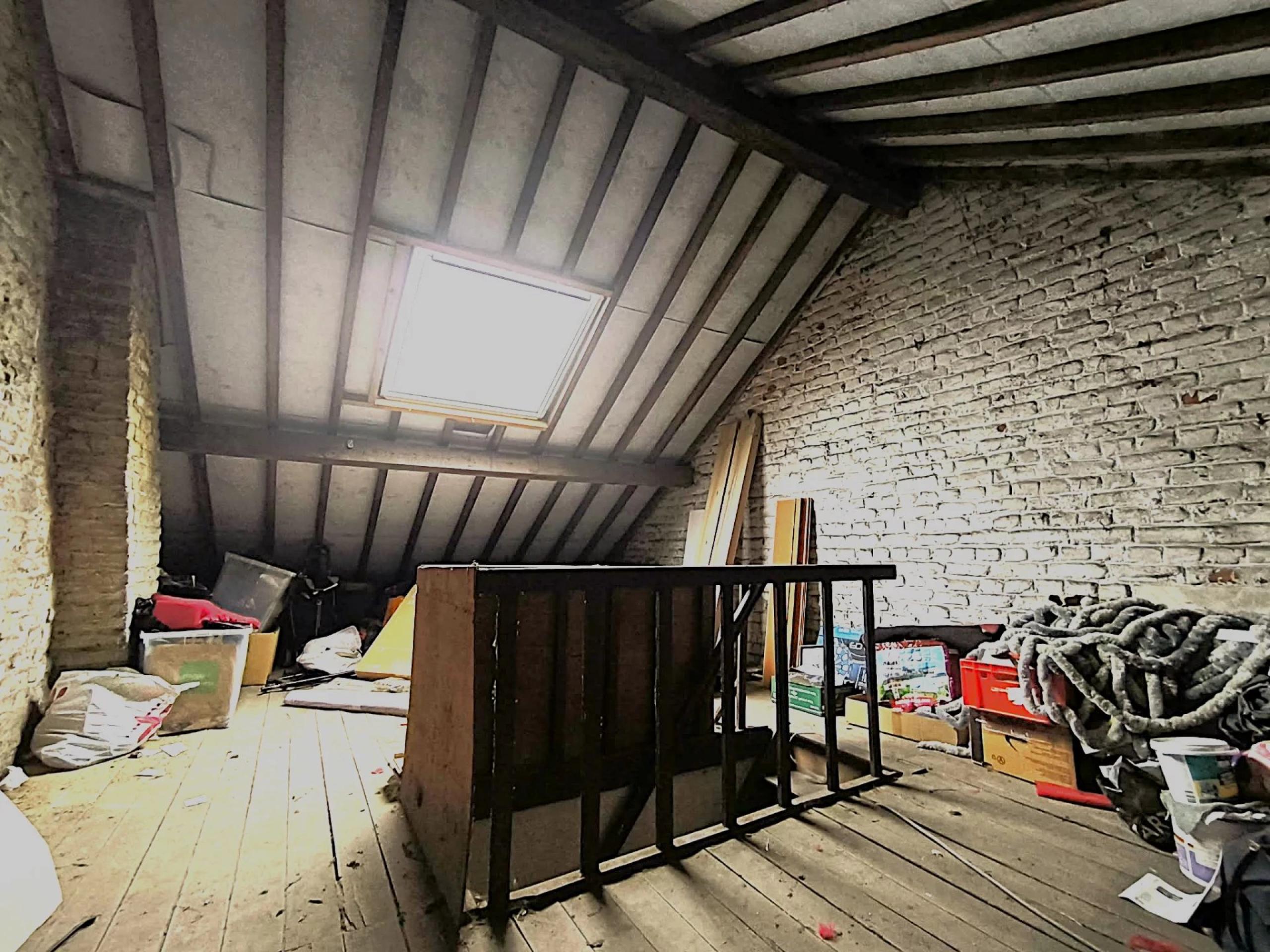 Maison 2/3chambres ,piscine, garage, appartement