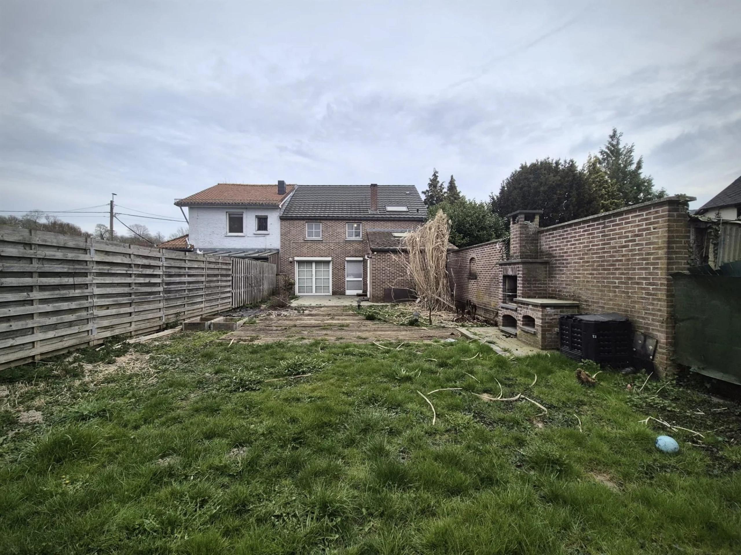 Maison 3 chambres avec terrasse et jardin