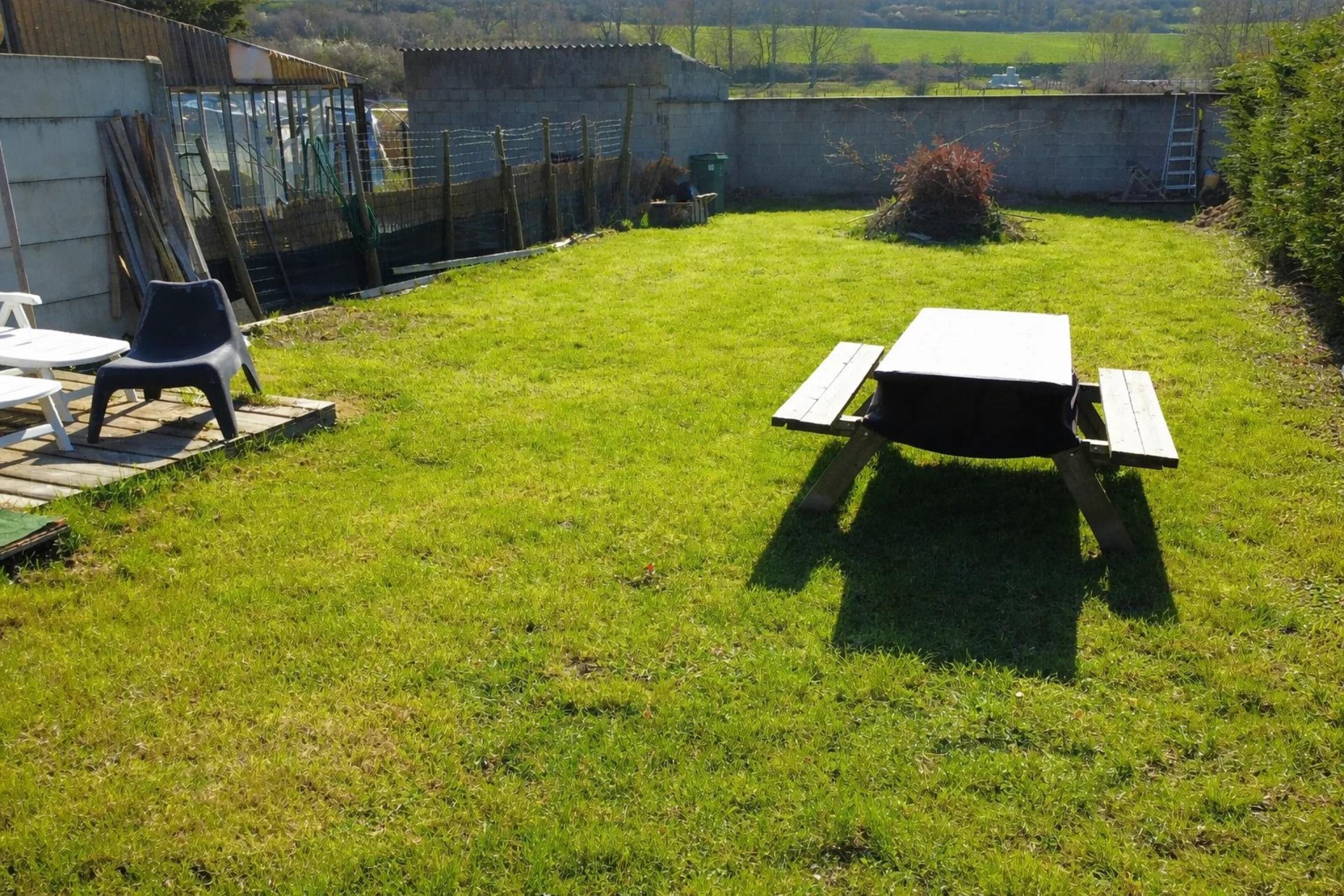 WONCK : Maison 3 chambres, avec terrasse et jardin