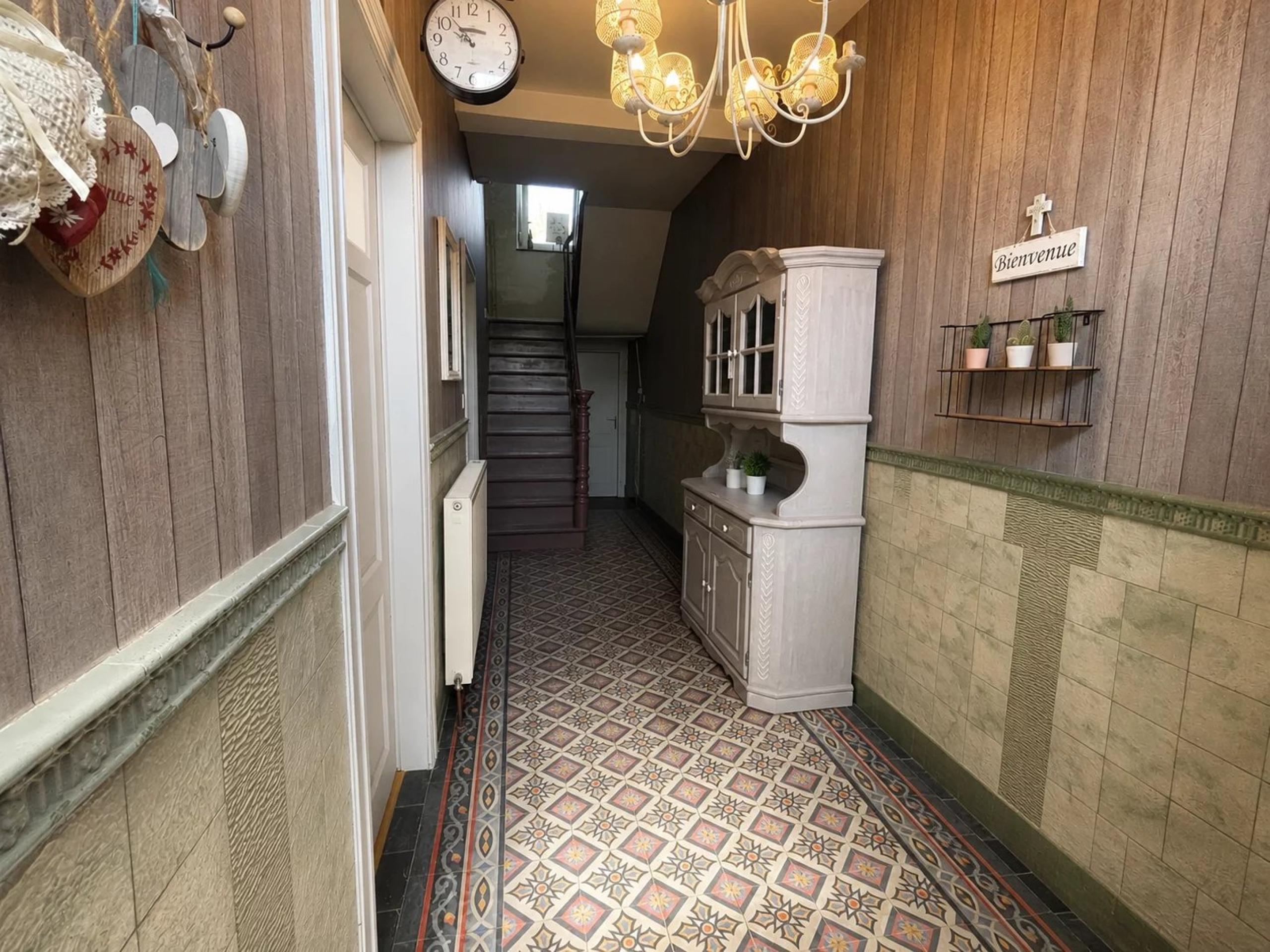 LOUÉ ! AGENDA DE VISITES COMPLET ! Agréable maison 2 façades, 2 chambres, bureau et jardin