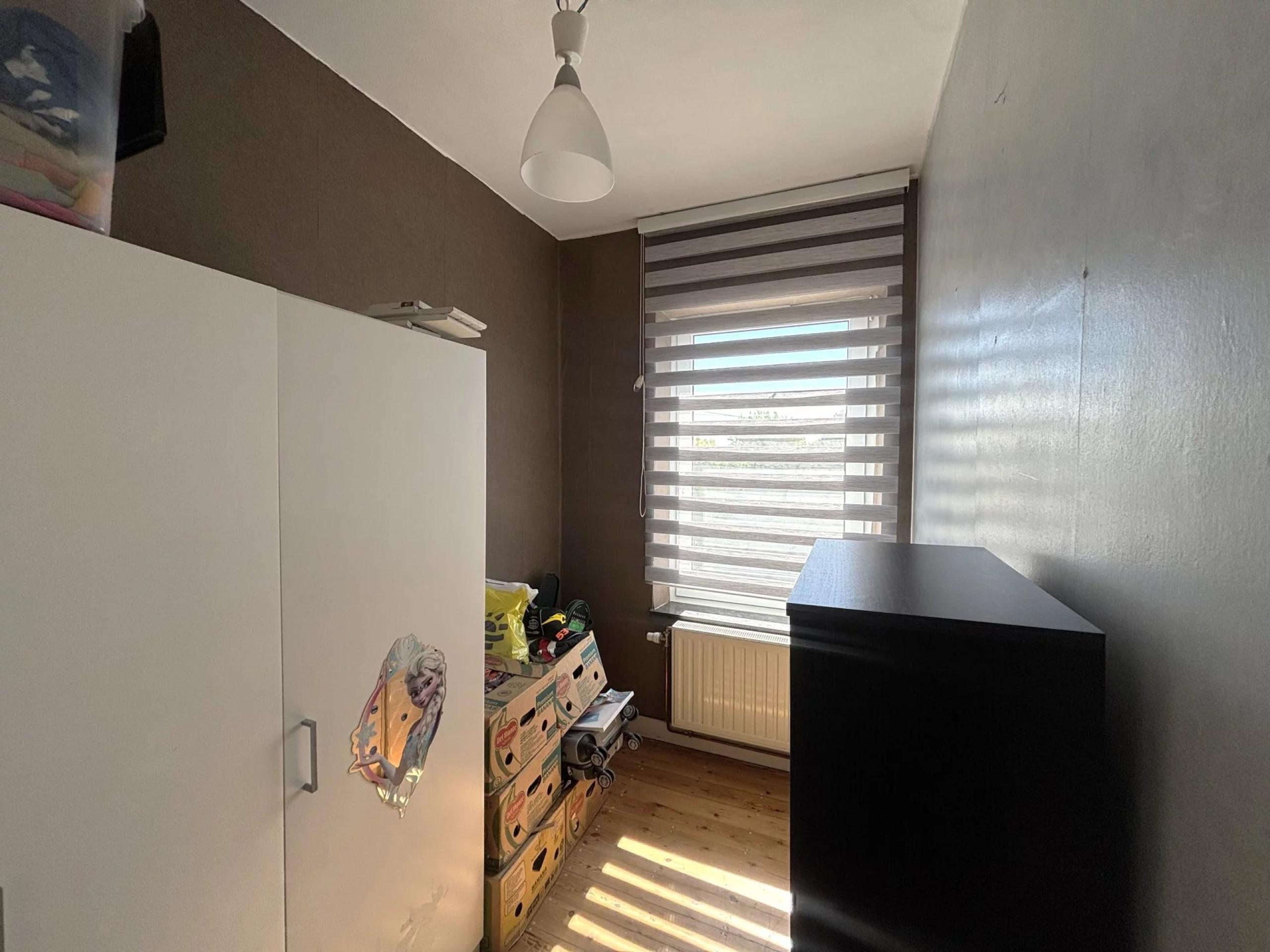 LOUÉ ! AGENDA DE VISITES COMPLET ! Agréable maison 2 façades, 2 chambres, bureau et jardin