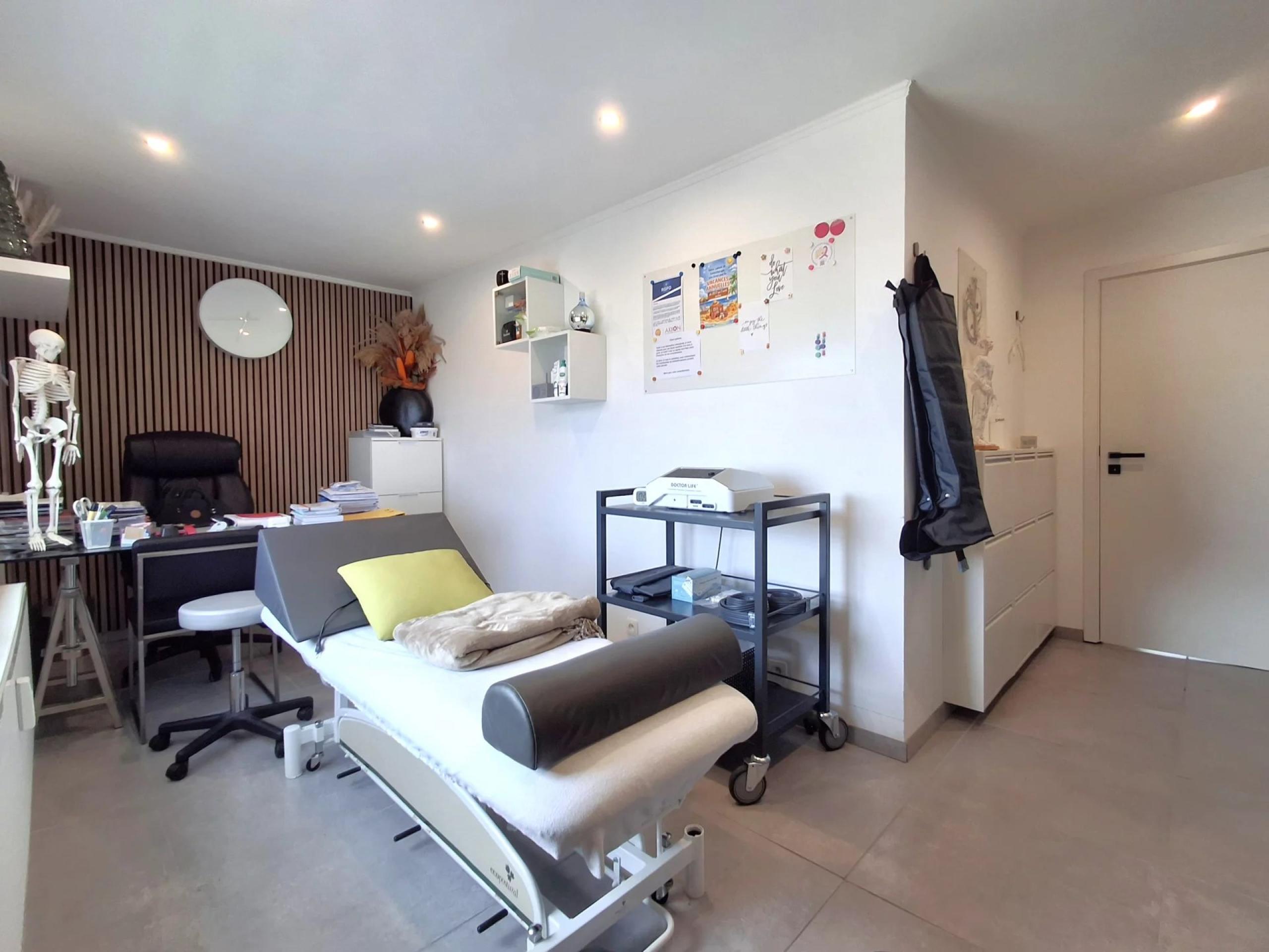 Appartement 2 chambres avec cave et empl.parking