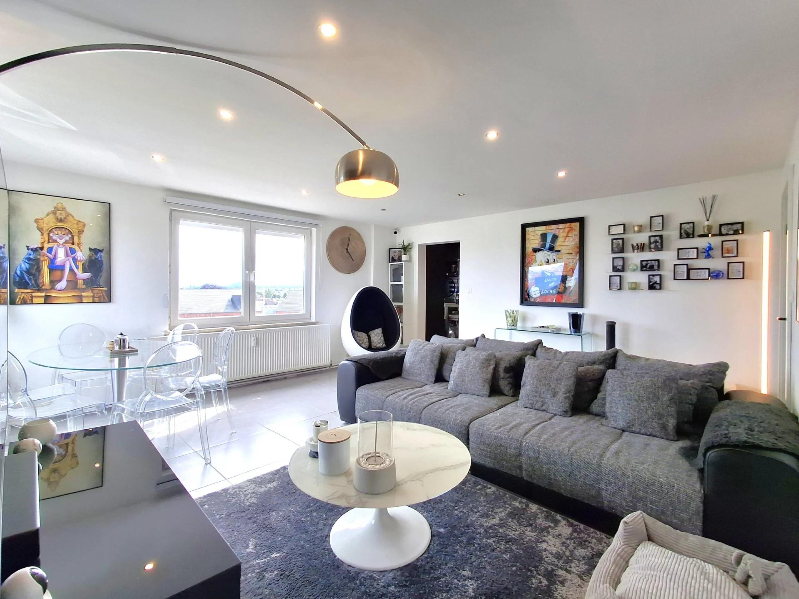 Appartement 2 chambres avec cave et empl.parking