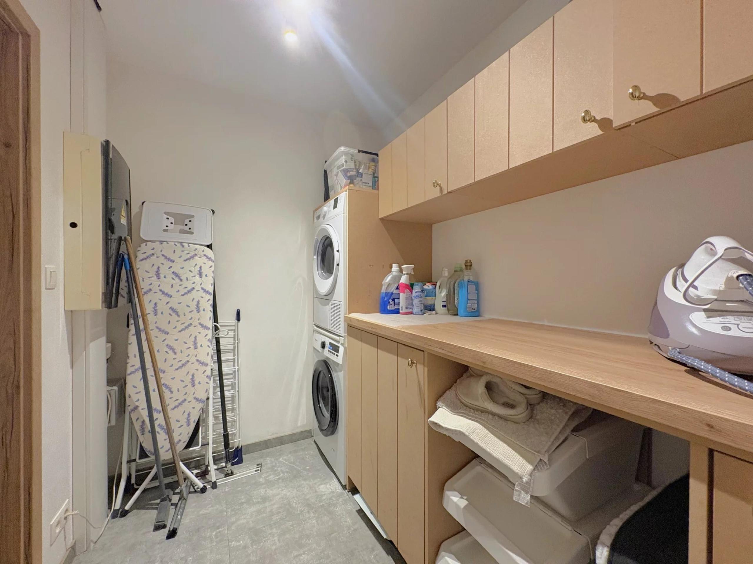 Agréable maison entièrement rénovée 2 chambres et jardin