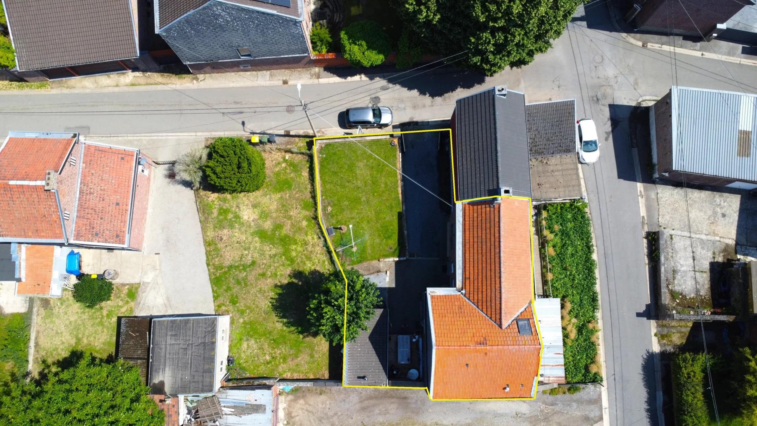 Agréable maison entièrement rénovée 2 chambres et jardin