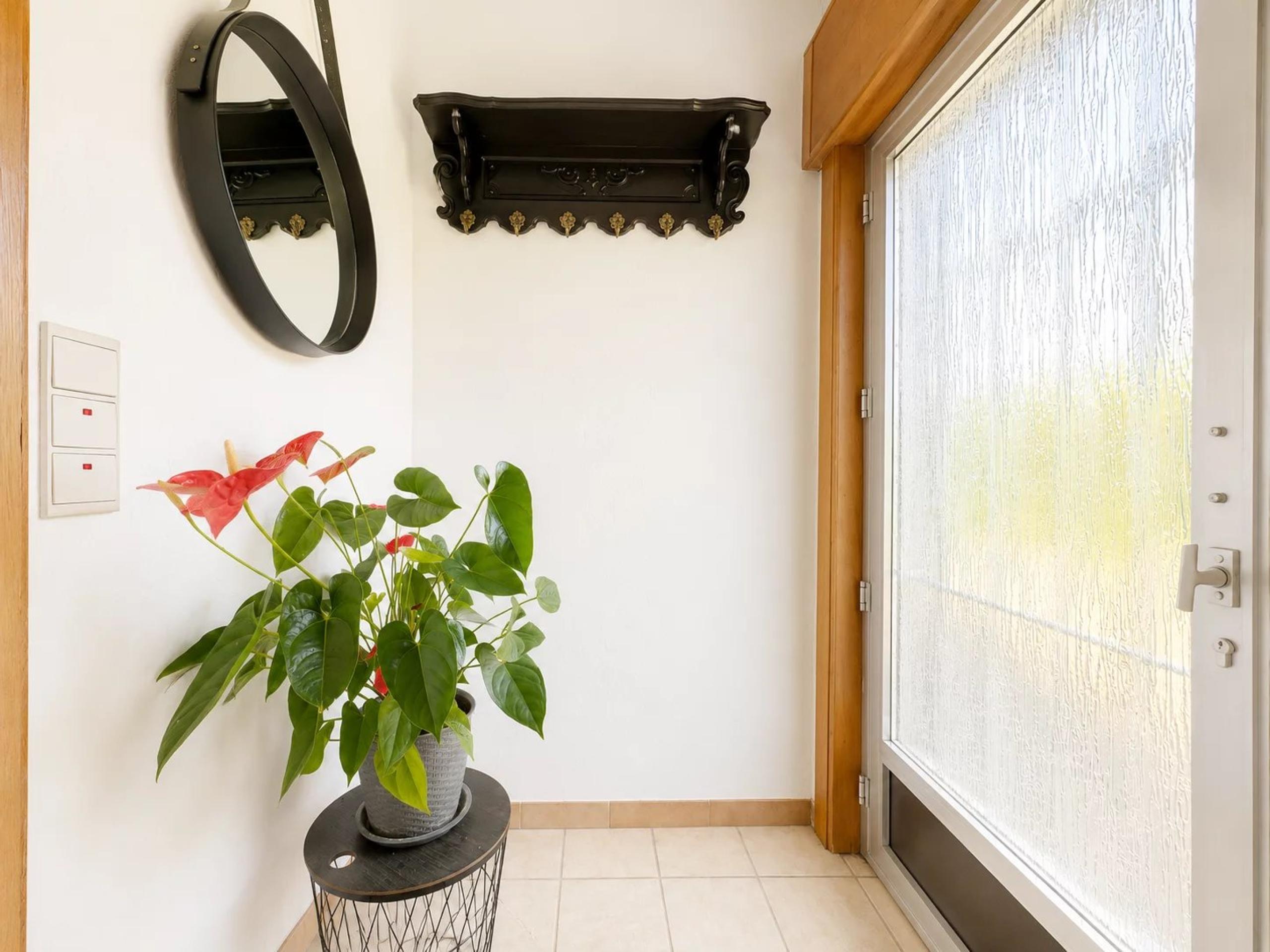 Ensemble immobilier composé d'une maison et d'un appartement