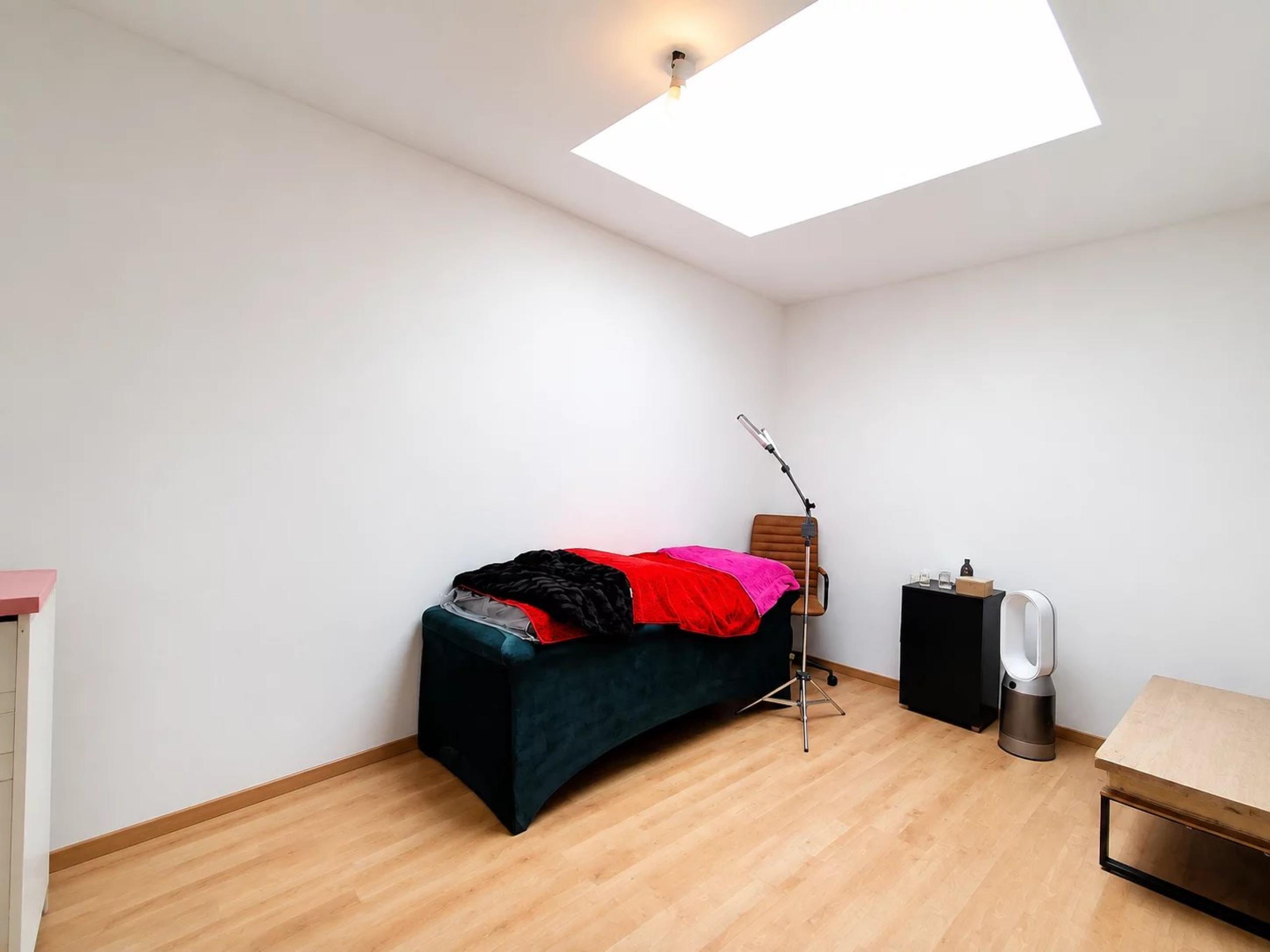 BOIRS: Maison 4 chambres avec jardin et ENTREPÔT de+- 165m²