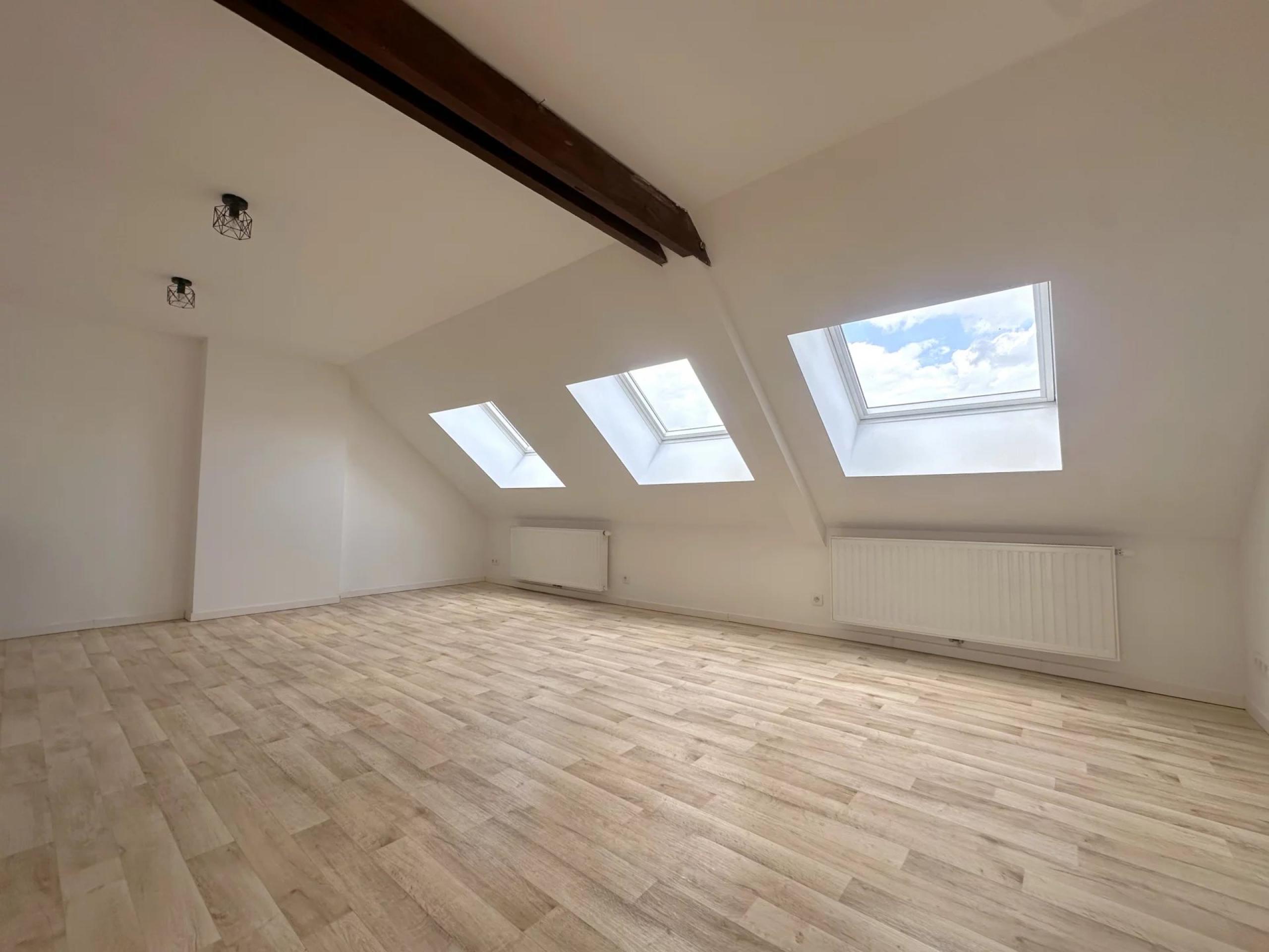 Agréable appartement 2 chambres et bureau