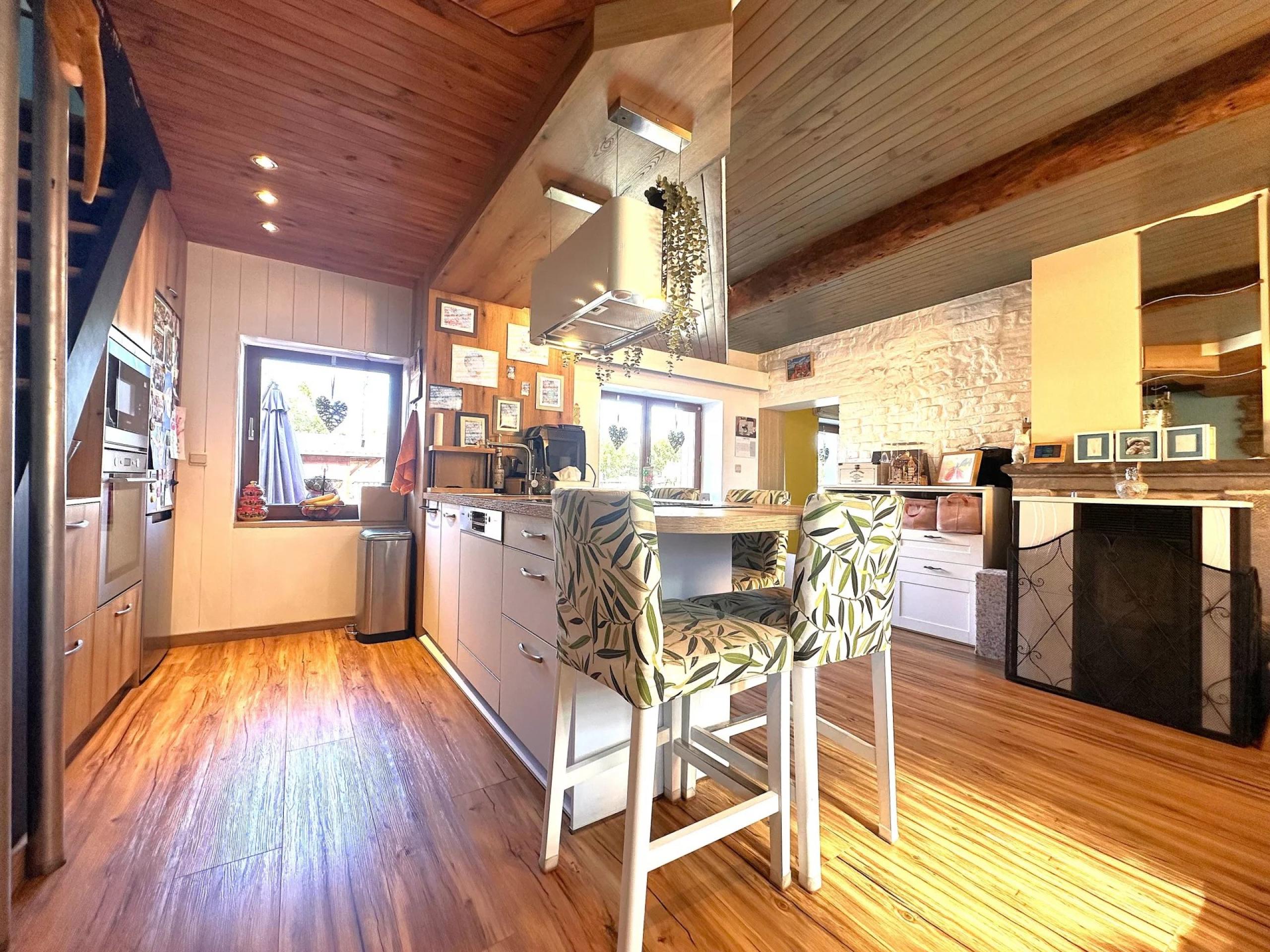 BOIRS – Maison 2 chambres avec jardin et terrains
