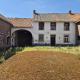 VENDU ! Superbe Ferme en Carré avec 7.823 m² de Terrain