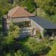 Option ! Bassenge: Bungalow 2 chambres, garages et jardin