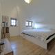 OPTION - GLONS - Maison 4 façades, 2 chambres, tout confort !!