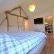 OPTION - GLONS - Maison 4 façades, 2 chambres, tout confort !!