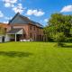 Ancienne ferme rénovée de ± 275 m², 5 chambres et jardin